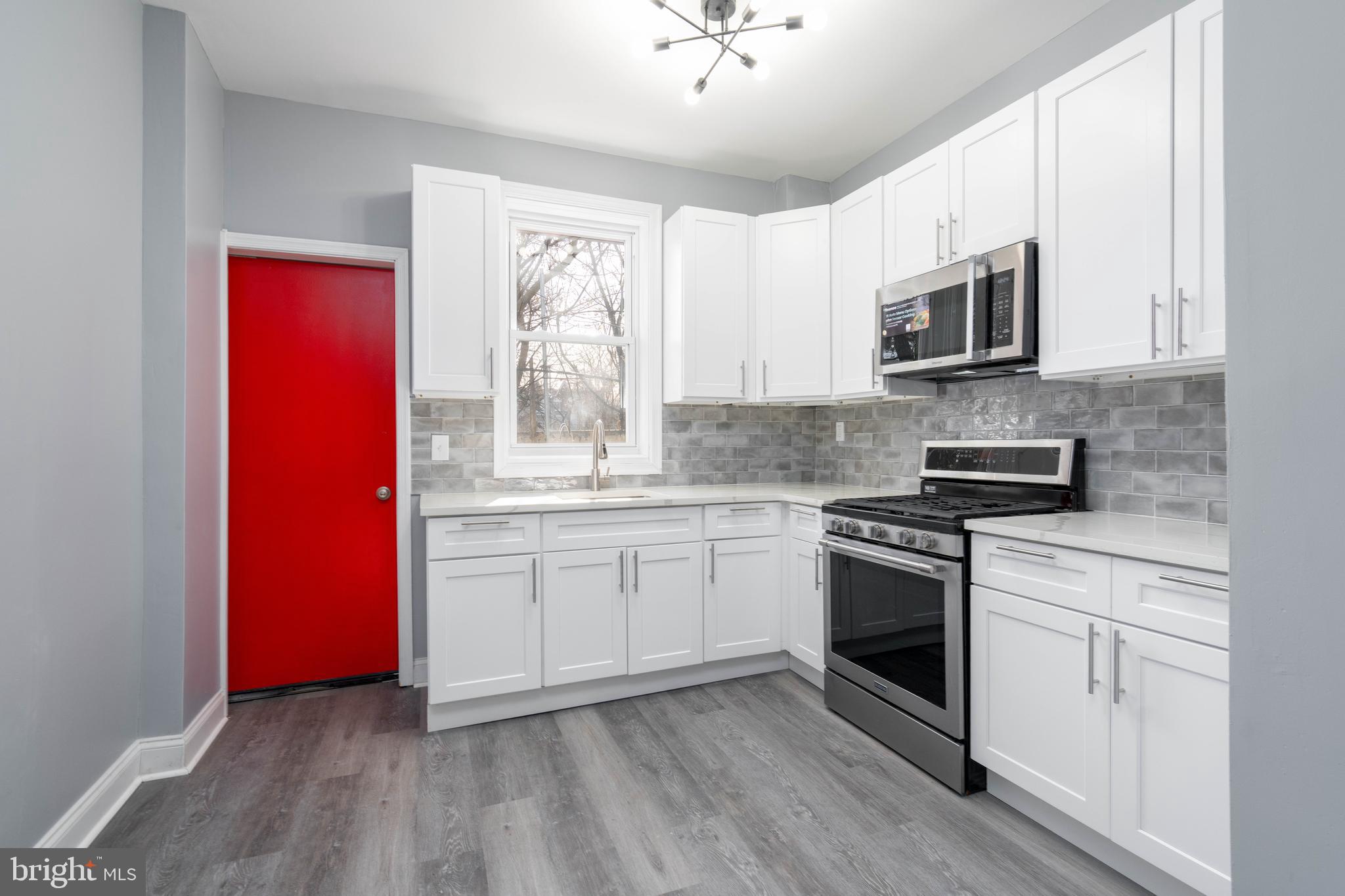 MILL CREEK - Residential