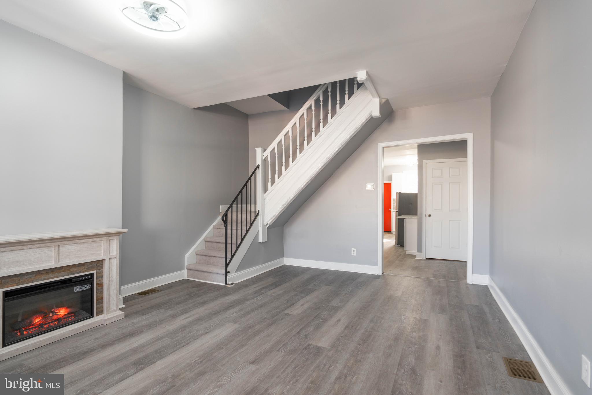 MILL CREEK - Residential