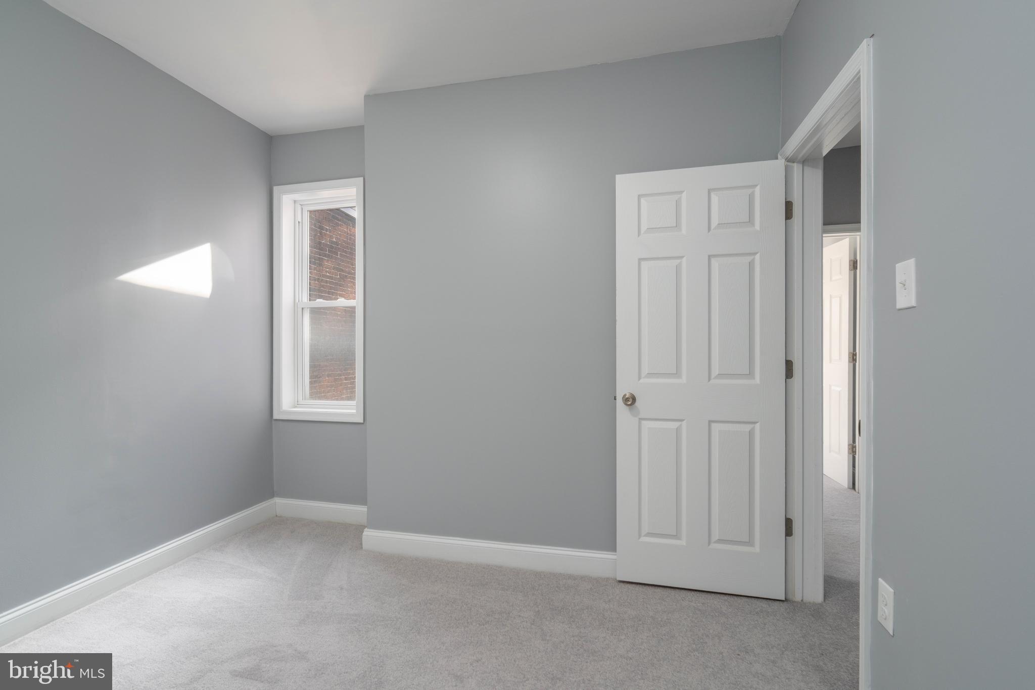 MILL CREEK - Residential