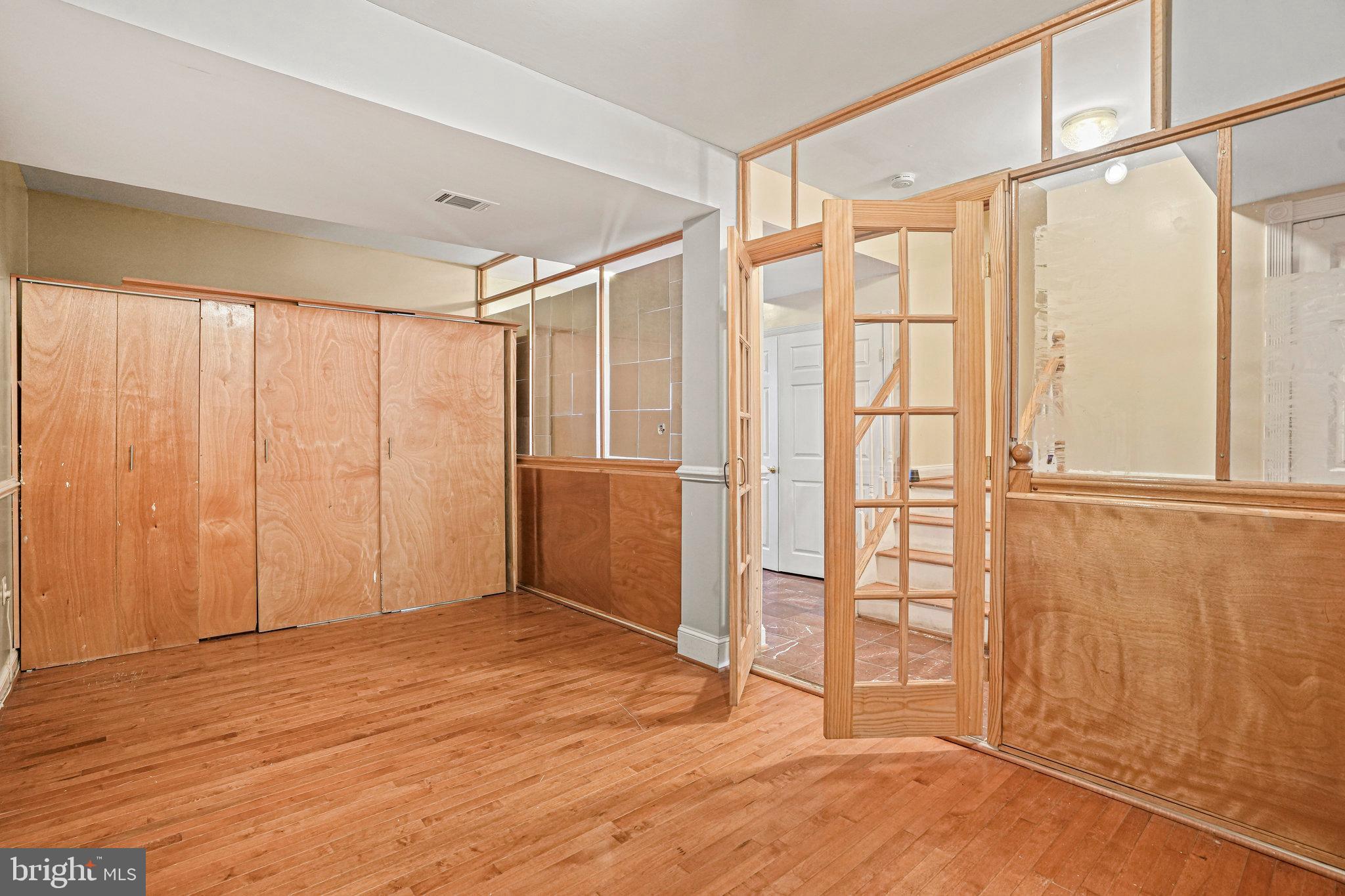 ASHFORD - Residential