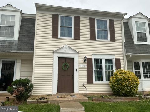 8630 BRAXTED LANE MANASSAS VA 20110