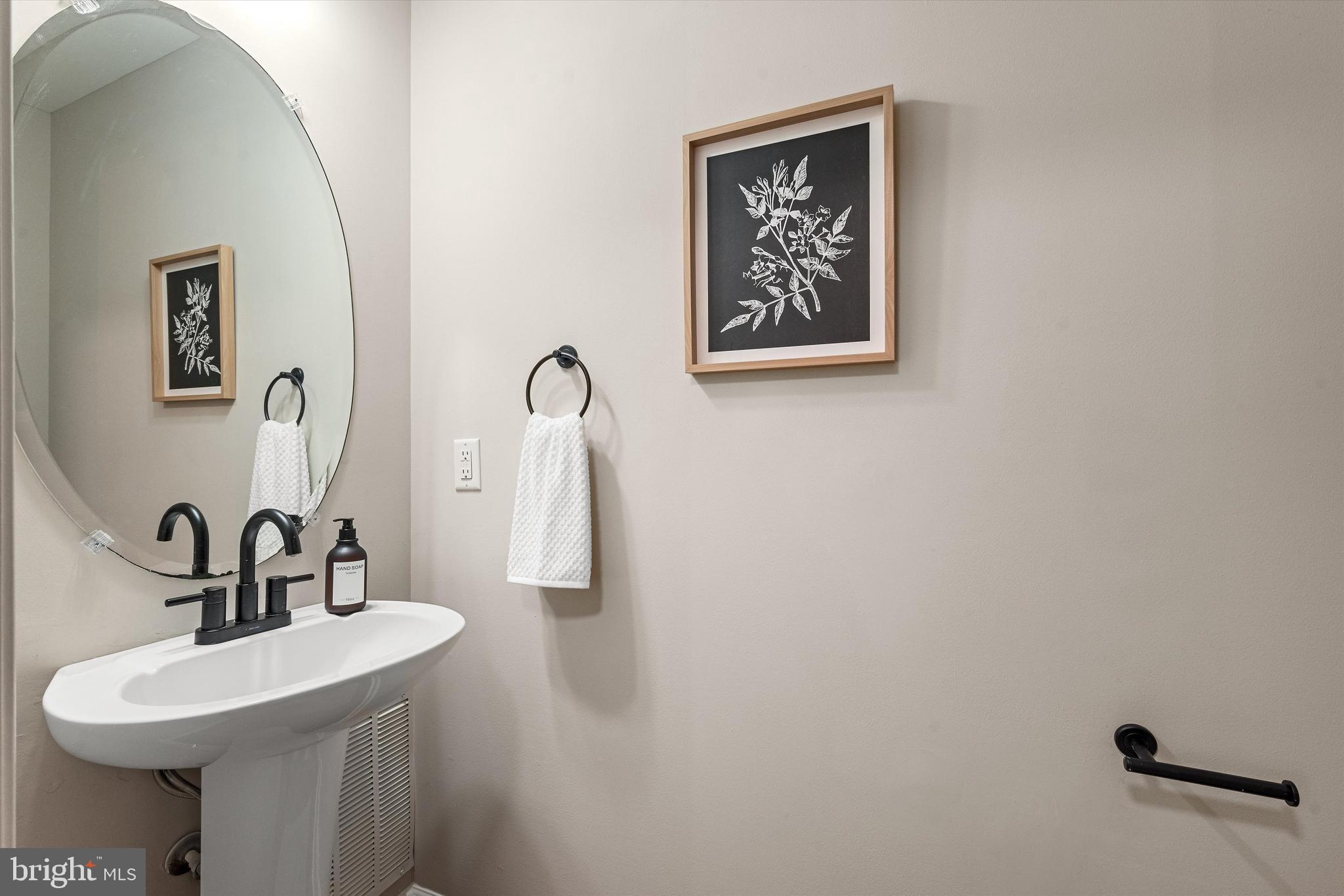 PRENTISS POINT - Residential