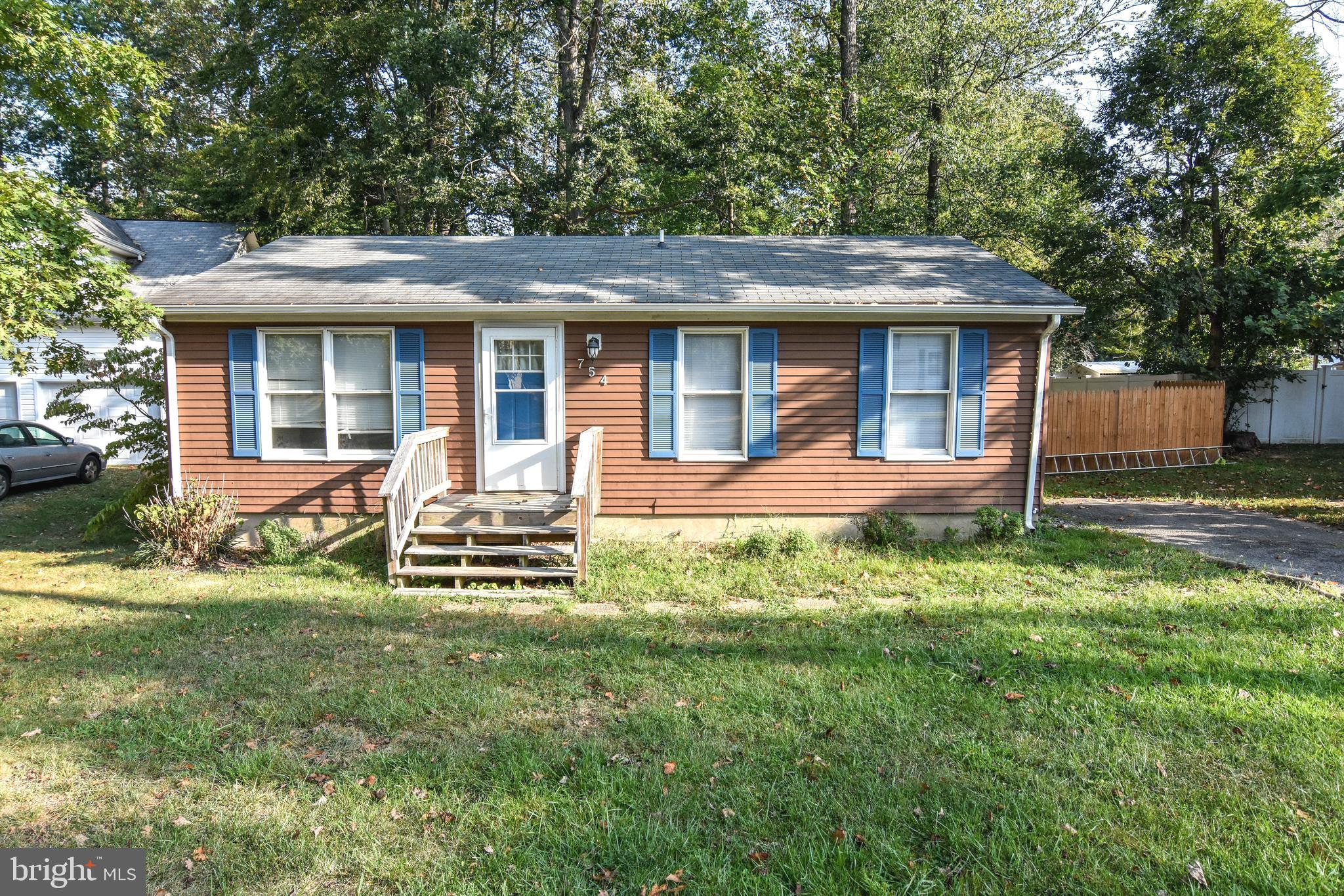 CHESAPEAKE RANCH ESTATES - Residential Lease