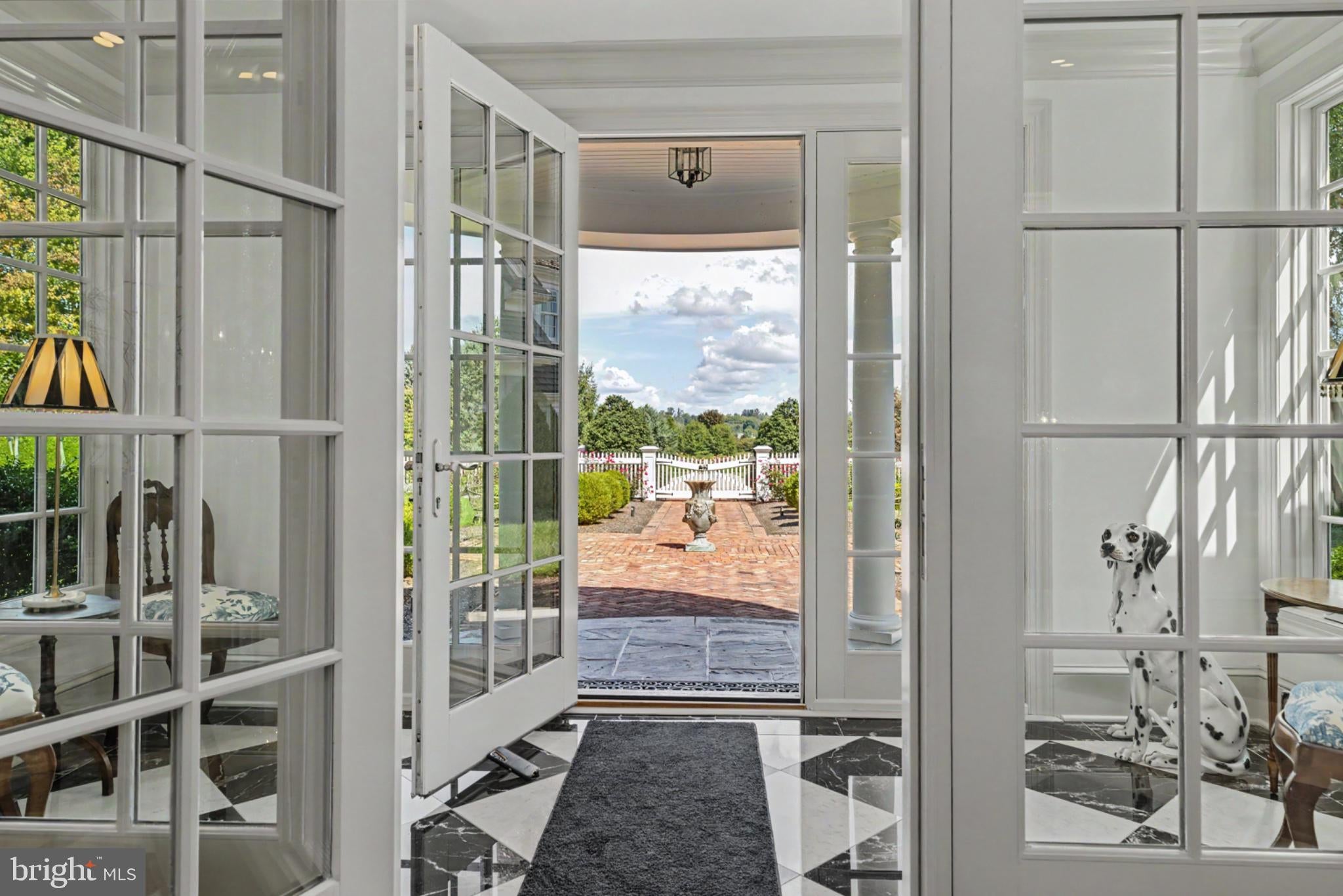 33 RITTENHOUSE ROAD