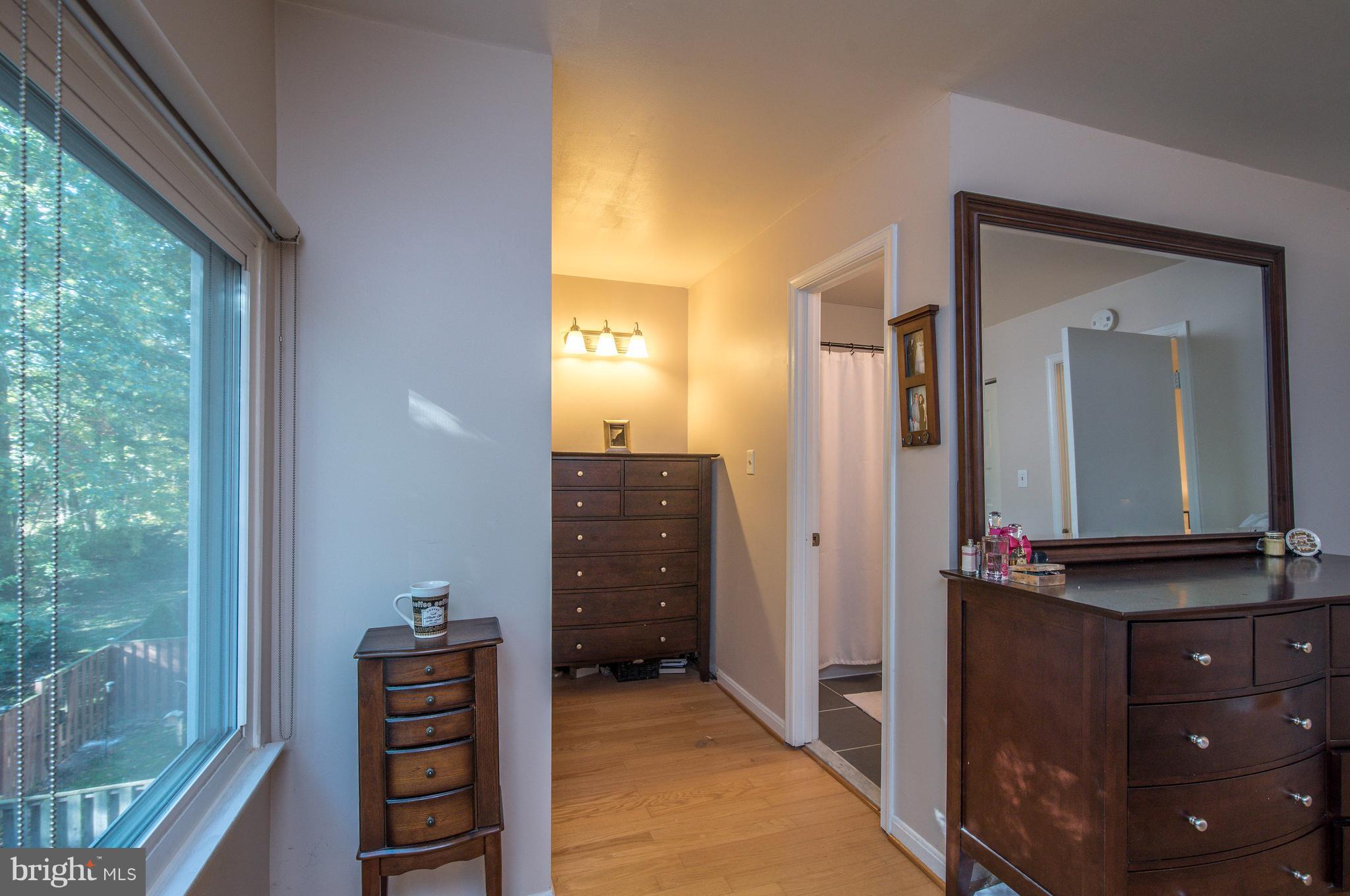 GLEN COVE - Residential