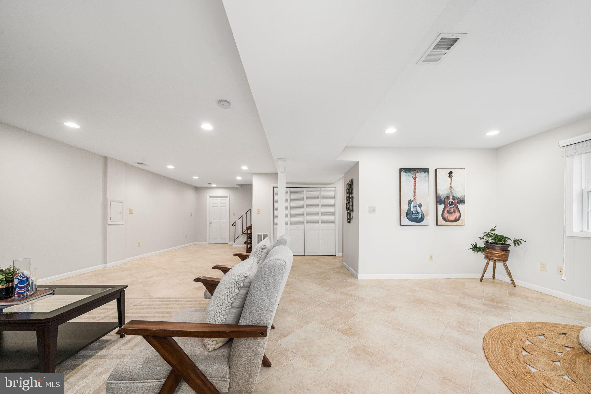 WYNFIELD - Residential