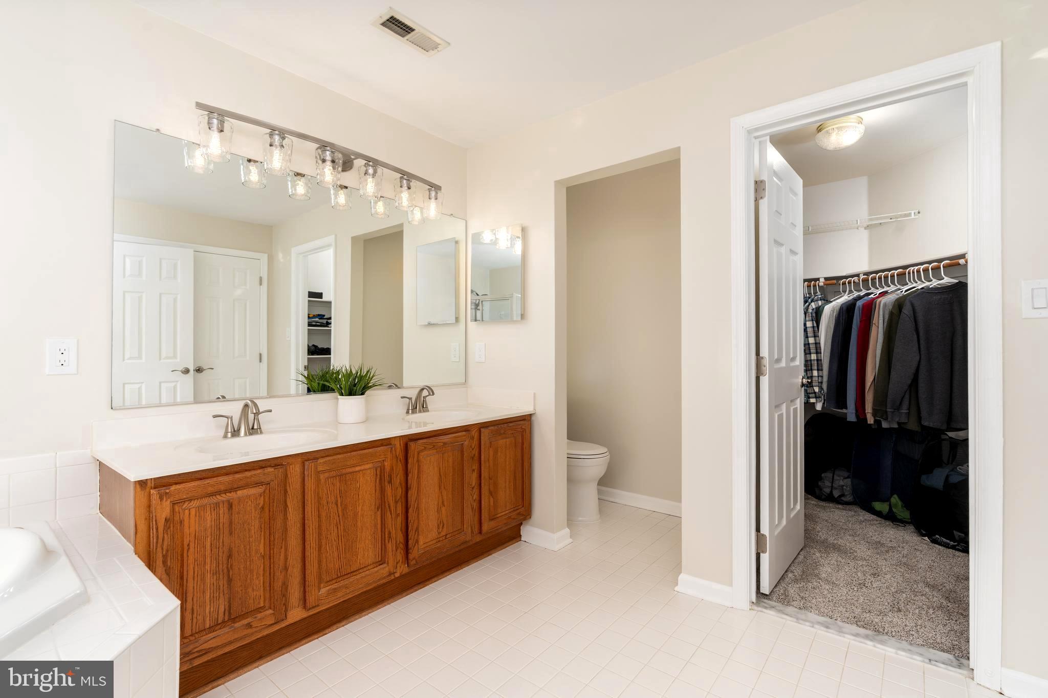 TAVISTOCK FARMS - Residential