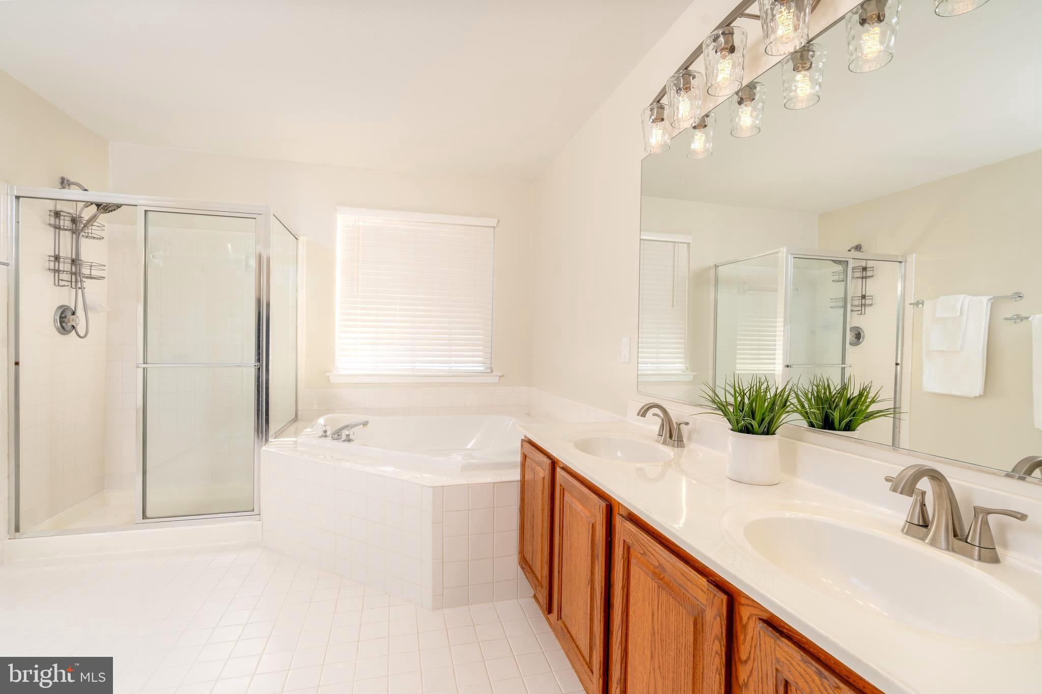 TAVISTOCK FARMS - Residential