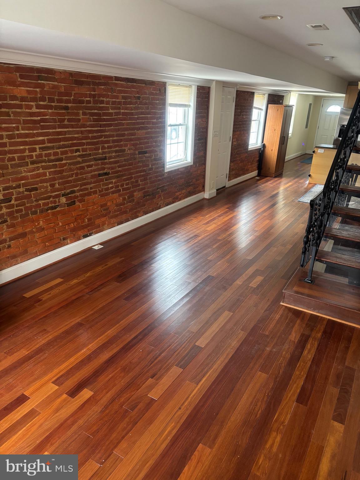 LOCUST POINT - Residential Lease