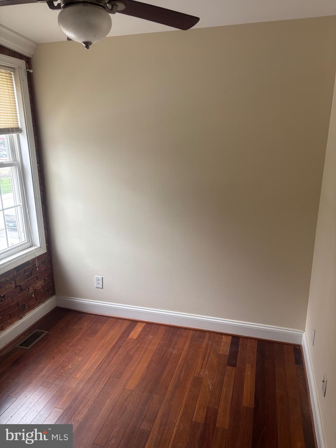 LOCUST POINT - Residential Lease