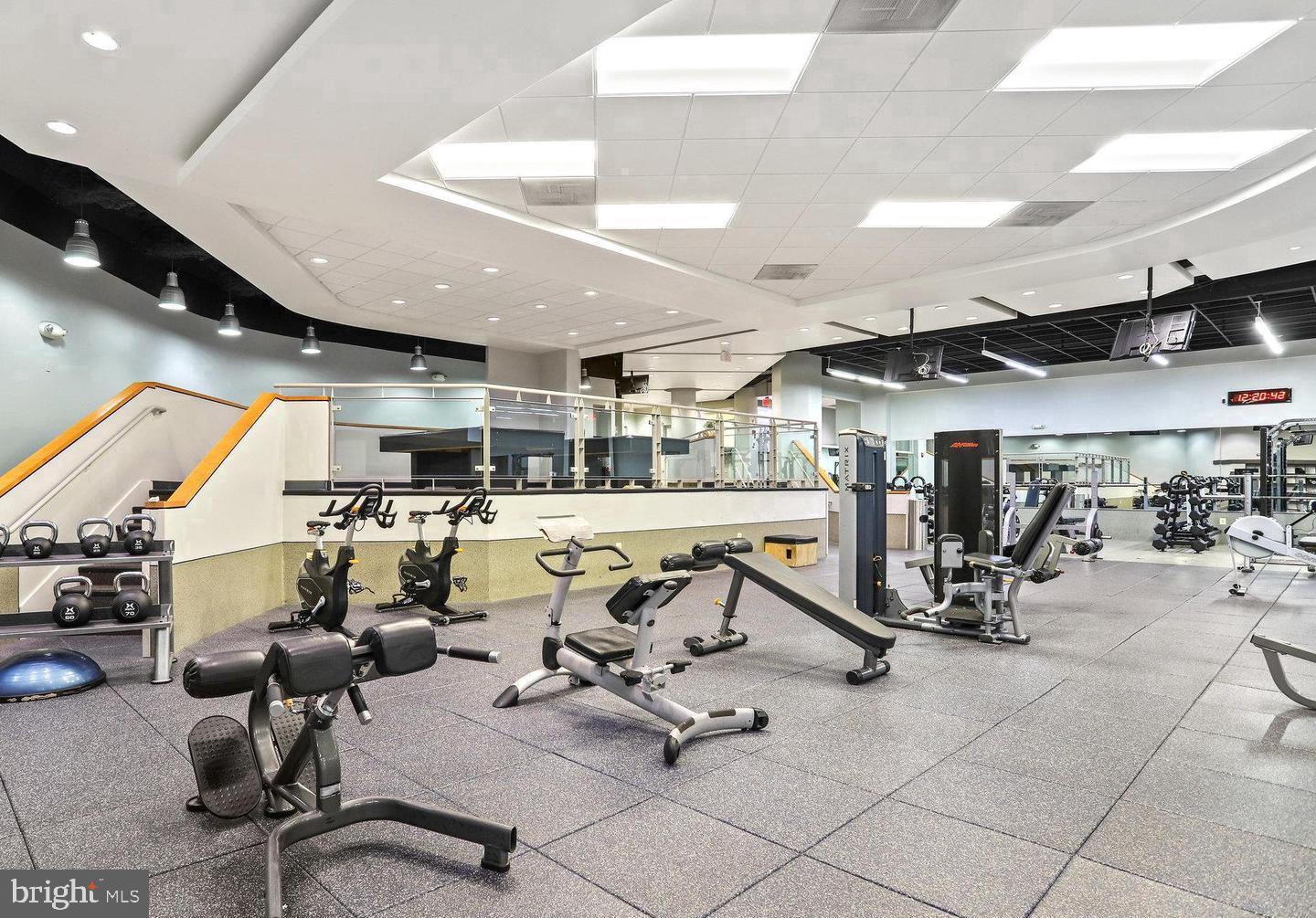 RIVER PLACE EAST - Residential Lease