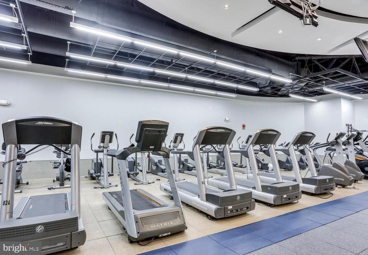 RIVER PLACE EAST - Residential Lease