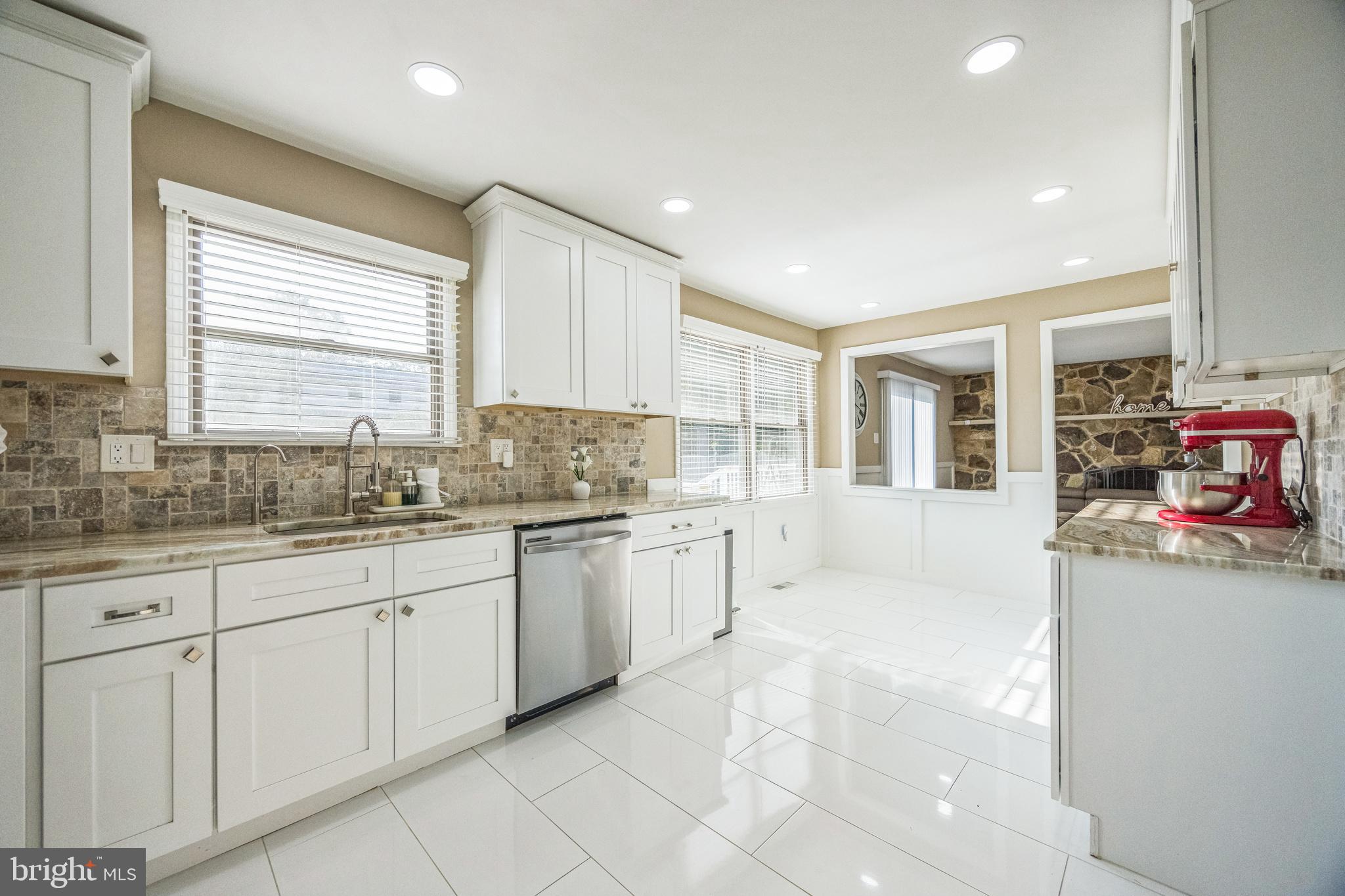 1102 SPRINGDALE ROAD