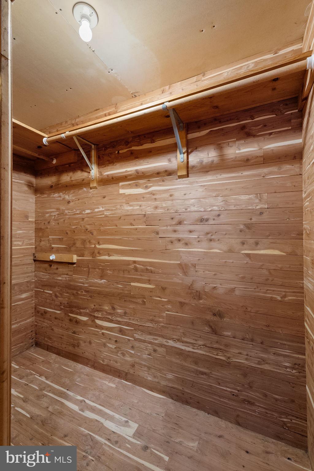 CARROLL KNOLLS - Residential