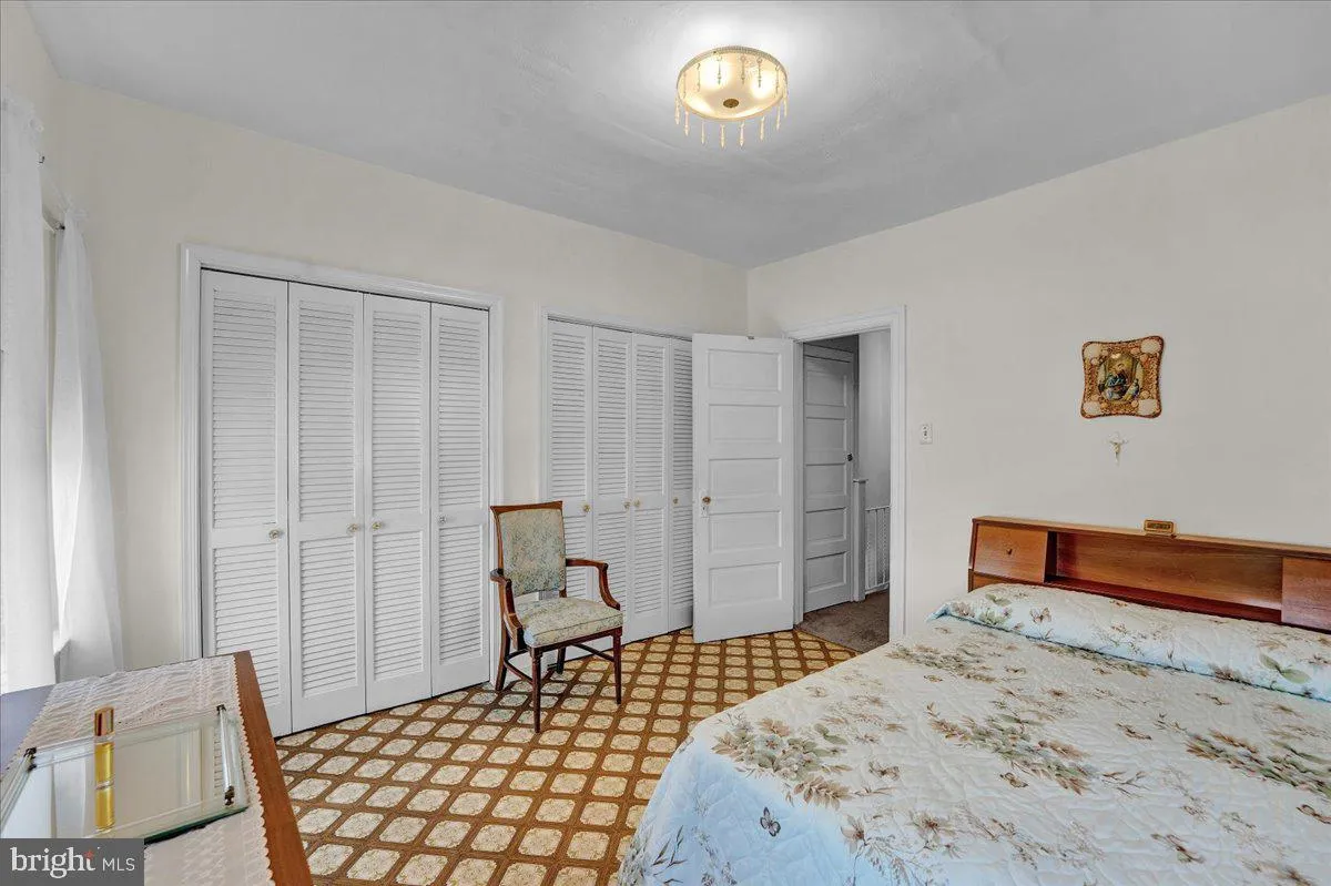 Ambler, Pennsylvania 19002, United States, 3 Bedrooms Bedrooms, ,2 BathroomsBathrooms,Residential,Pending,181220