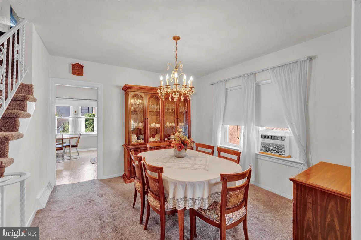 Ambler, Pennsylvania 19002, United States, 3 Bedrooms Bedrooms, ,2 BathroomsBathrooms,Residential,Pending,181220