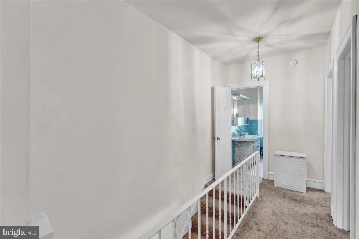 Ambler, Pennsylvania 19002, United States, 3 Bedrooms Bedrooms, ,2 BathroomsBathrooms,Residential,Pending,181220