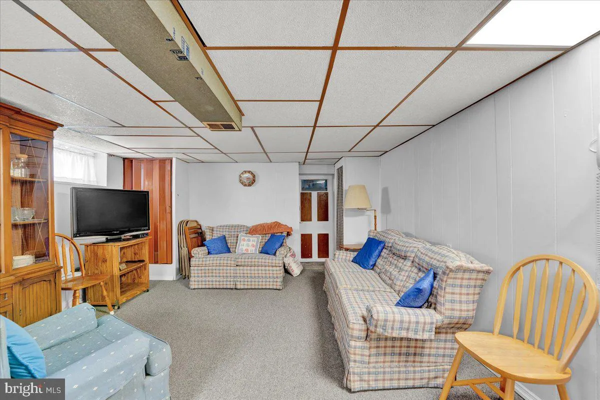 Ambler, Pennsylvania 19002, United States, 3 Bedrooms Bedrooms, ,2 BathroomsBathrooms,Residential,Pending,181220