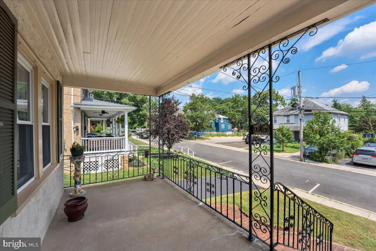 Ambler, Pennsylvania 19002, United States, 3 Bedrooms Bedrooms, ,2 BathroomsBathrooms,Residential,Pending,181220