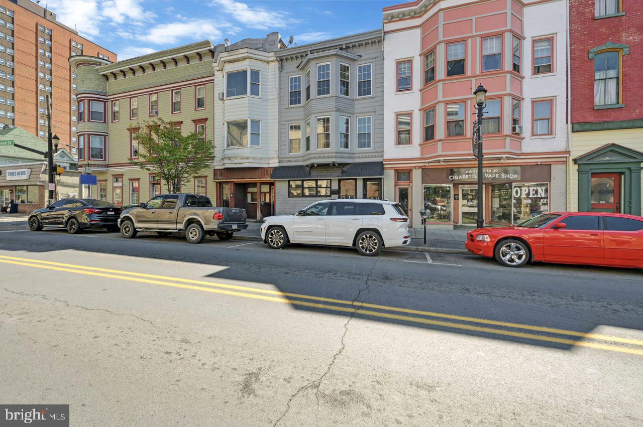 128 E BROAD STREET