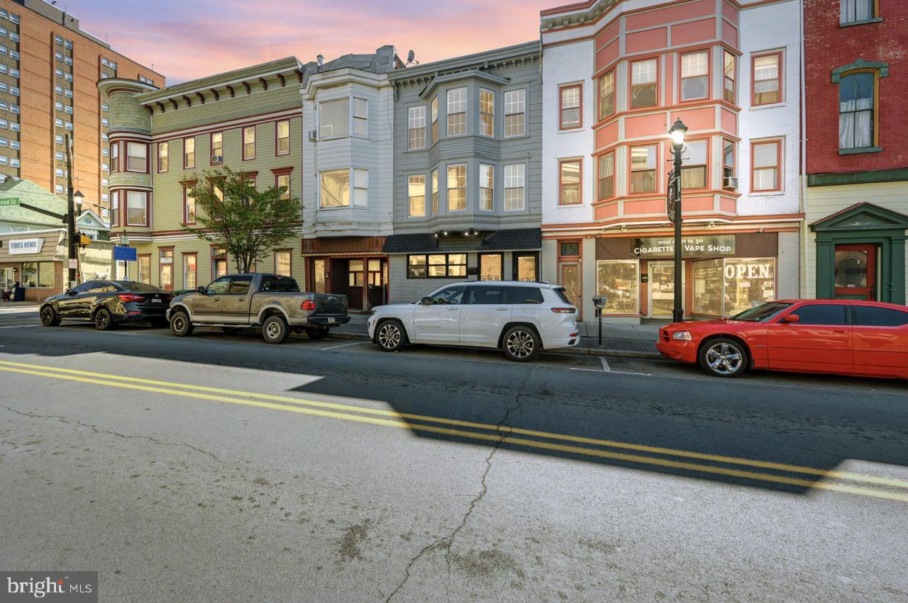 128 E BROAD STREET