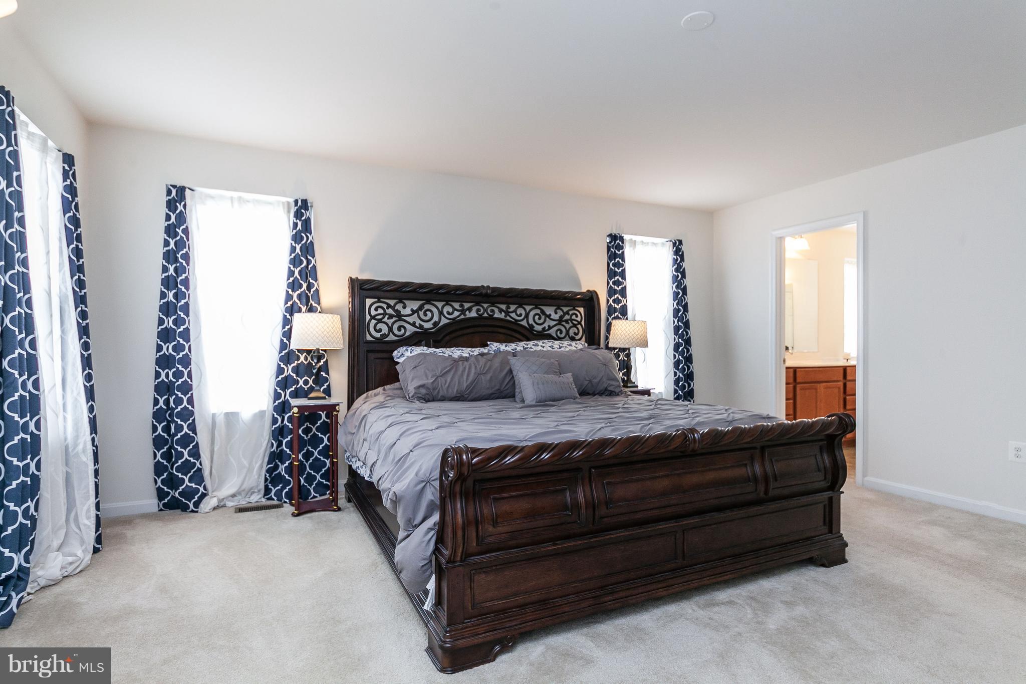 MOUNTAIN VALLEY - Residential