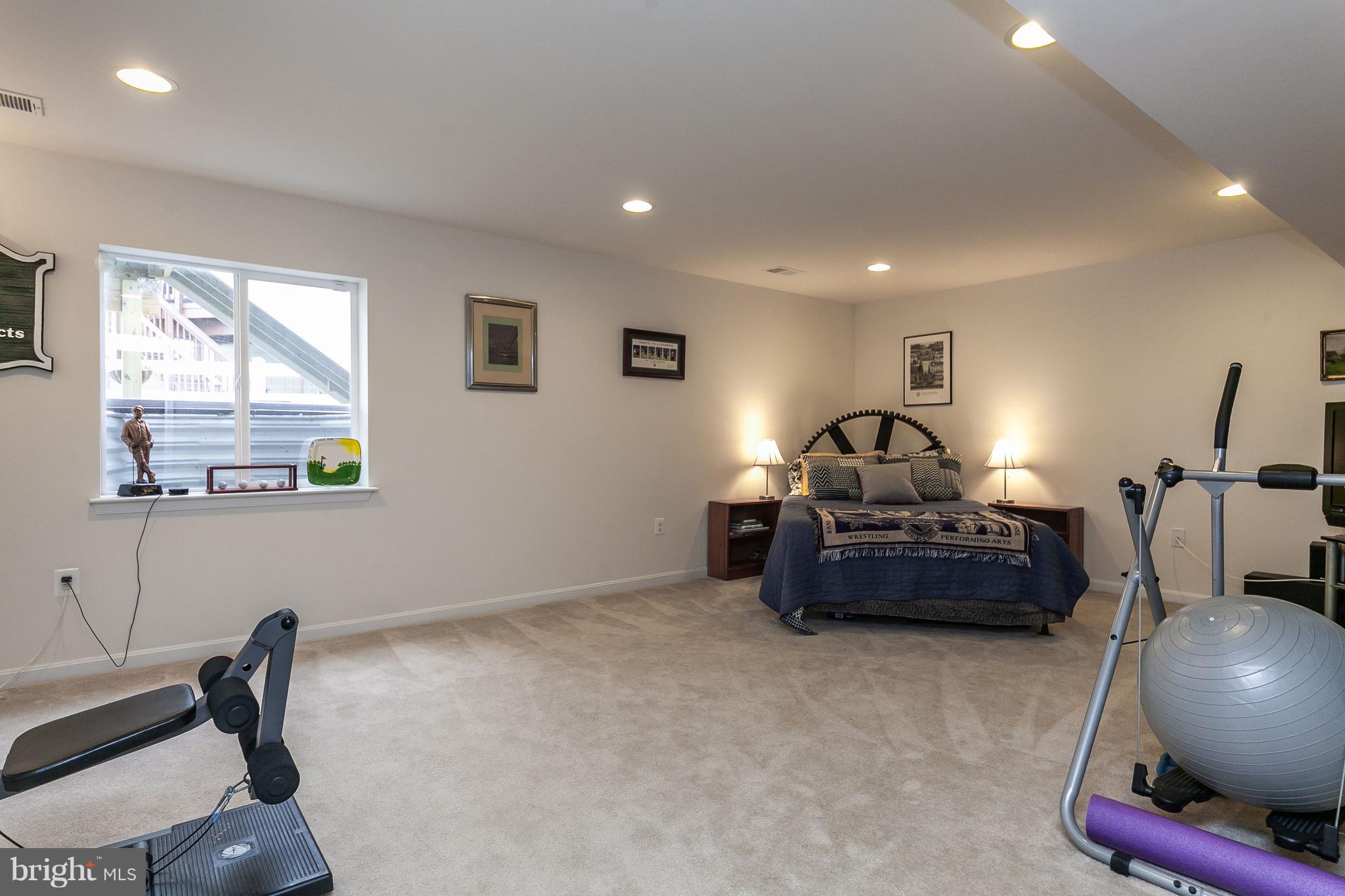 MOUNTAIN VALLEY - Residential