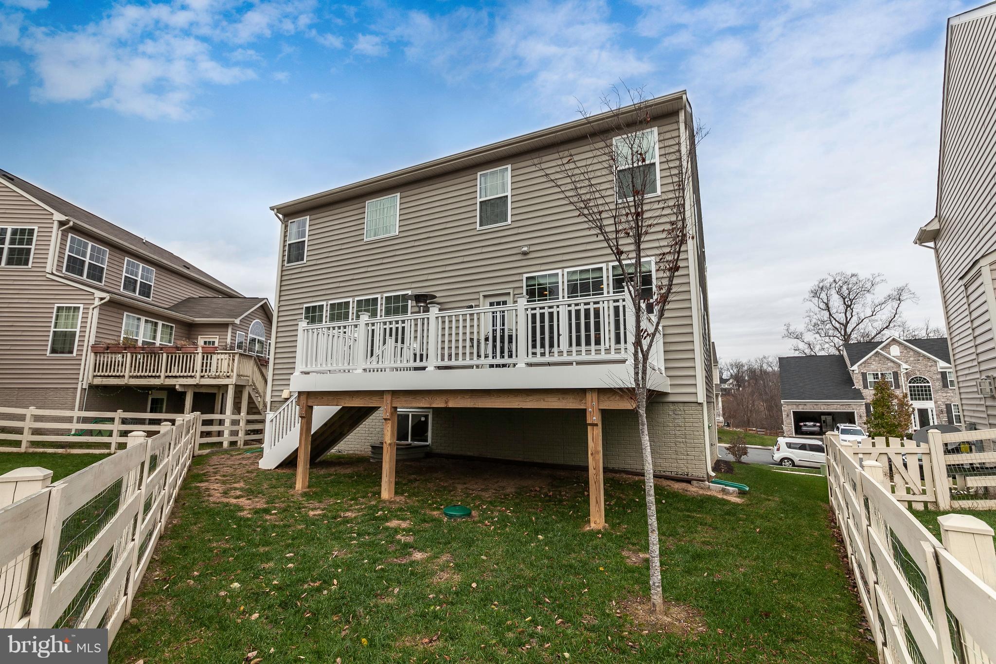 MOUNTAIN VALLEY - Residential