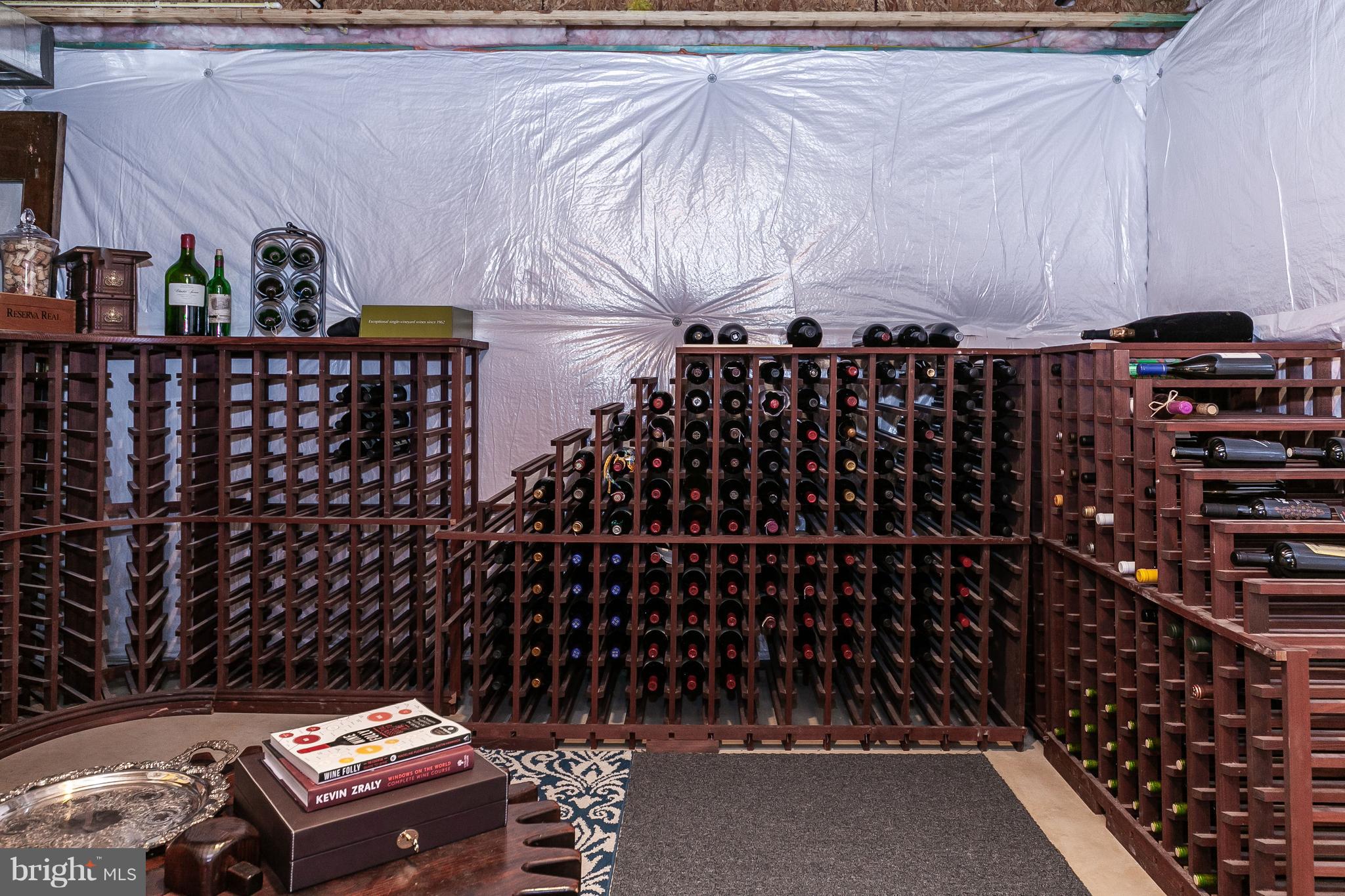 MOUNTAIN VALLEY - Residential