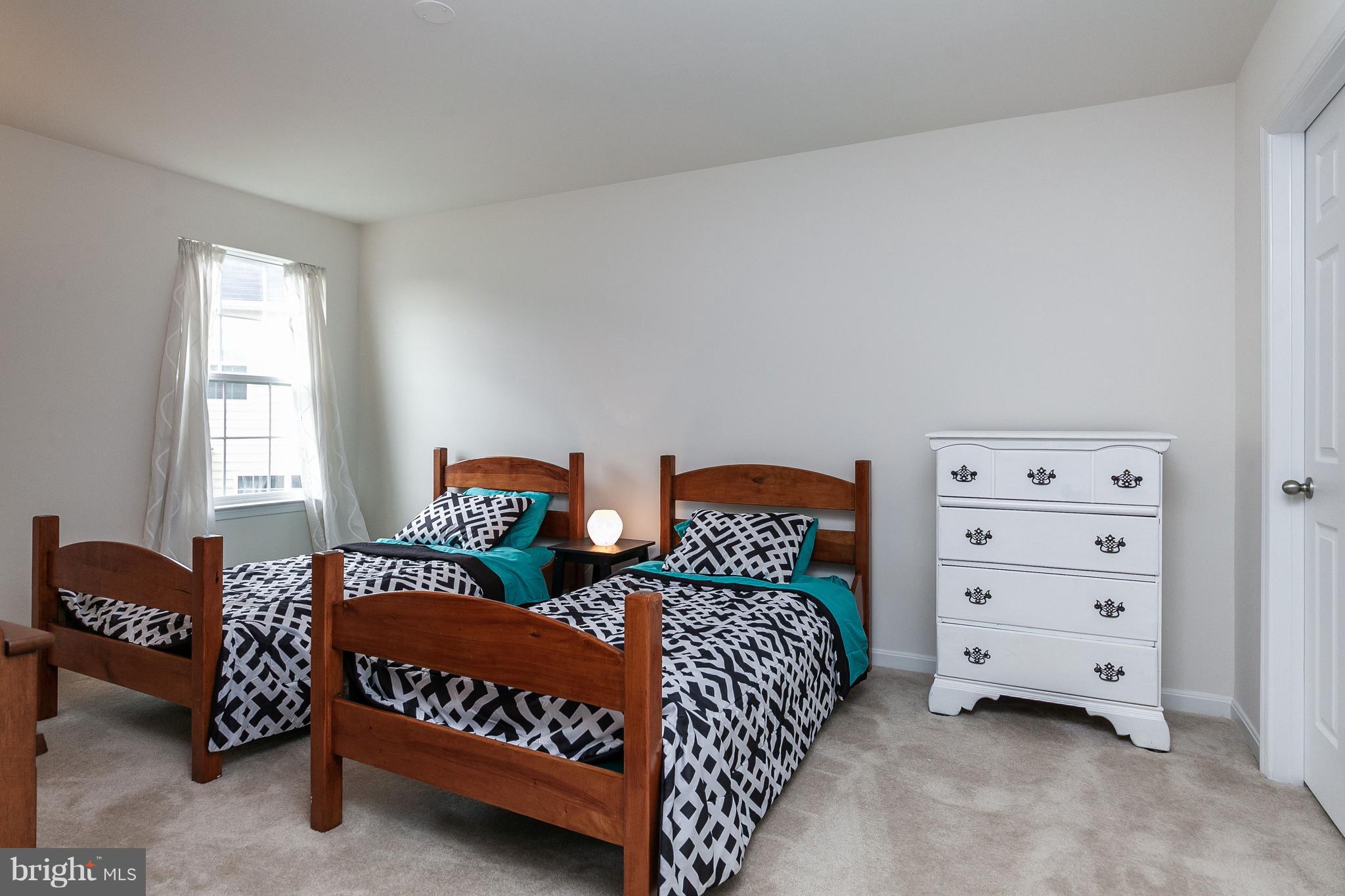 MOUNTAIN VALLEY - Residential