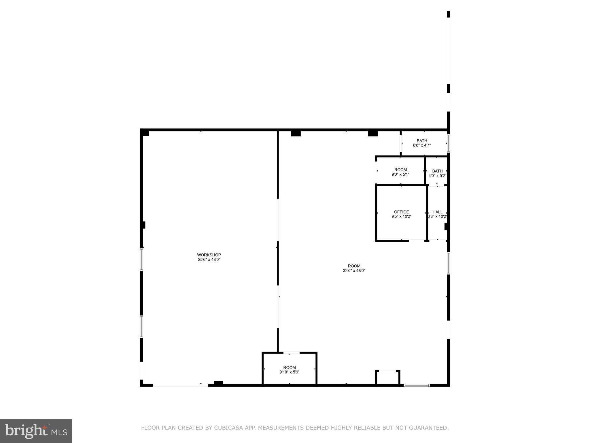 Main image without alt text