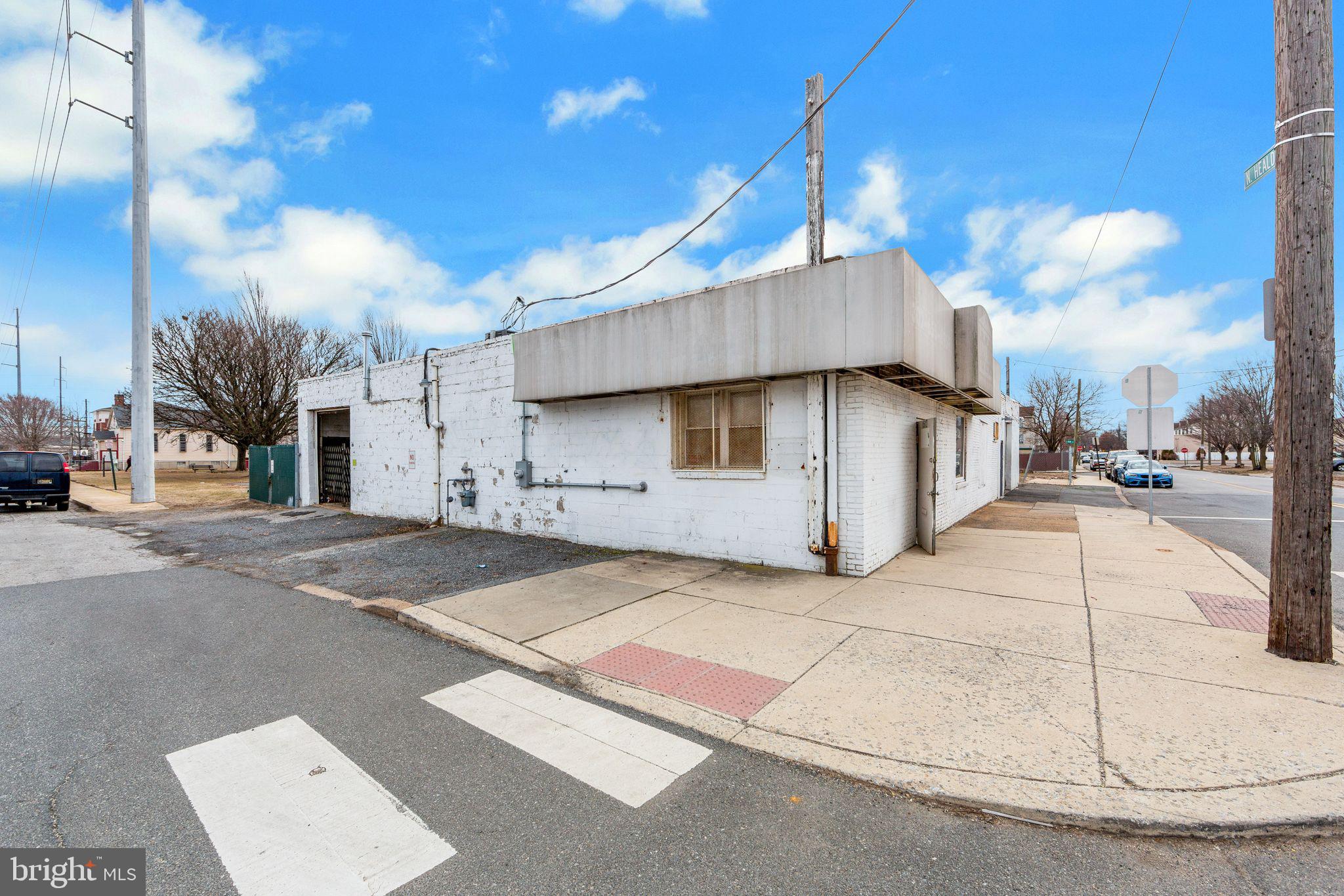 1508 & 1512 N HEALD STREET