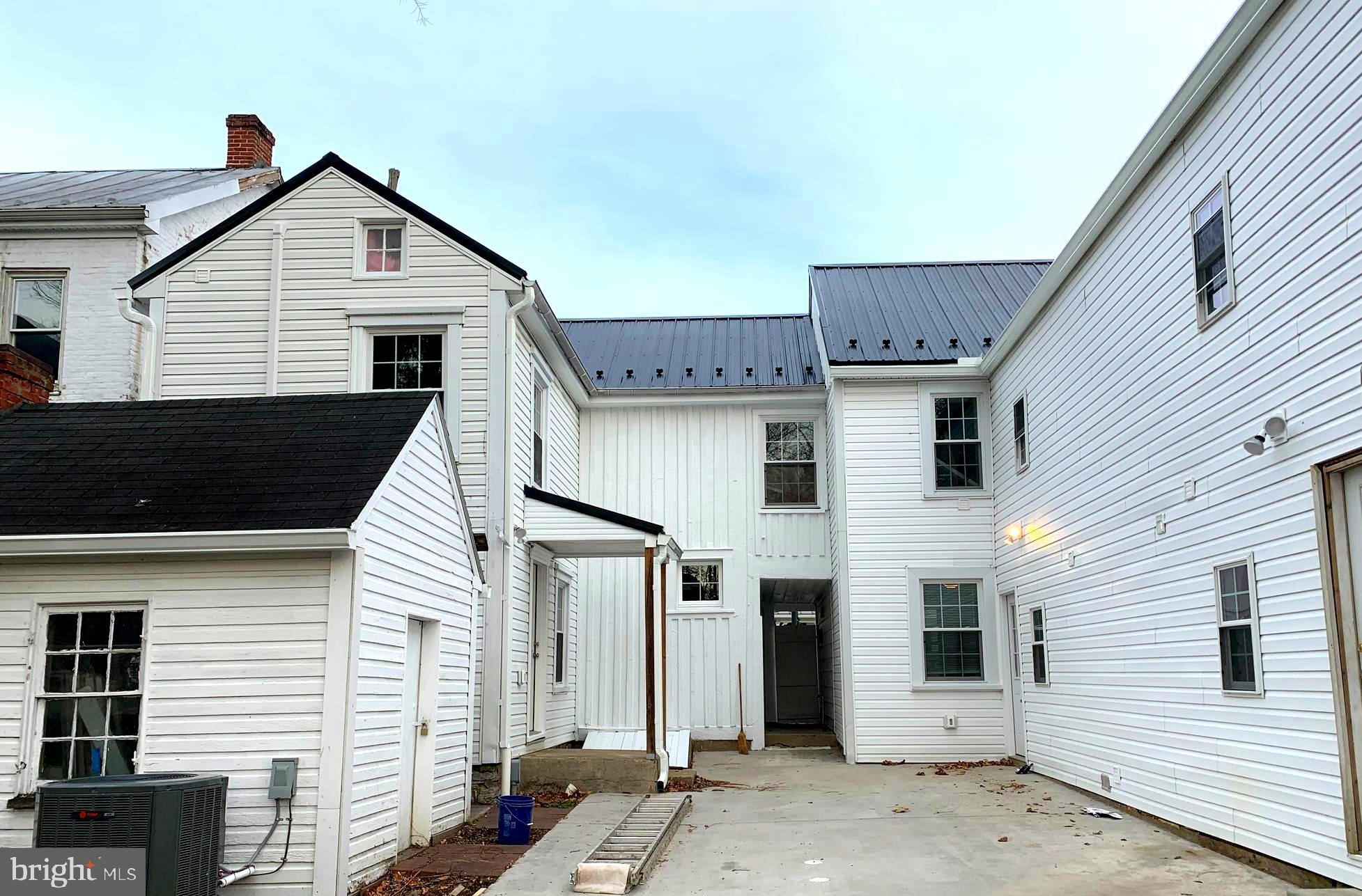 BOONSBORO - Residential Lease