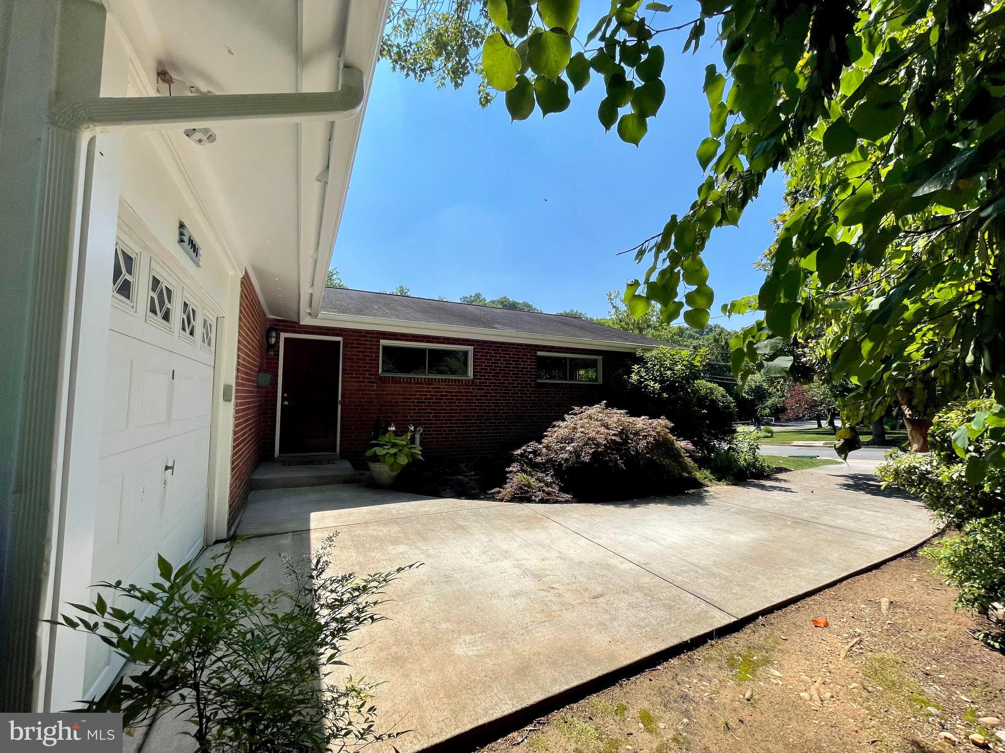 DOWDEN TERRACE - Residential