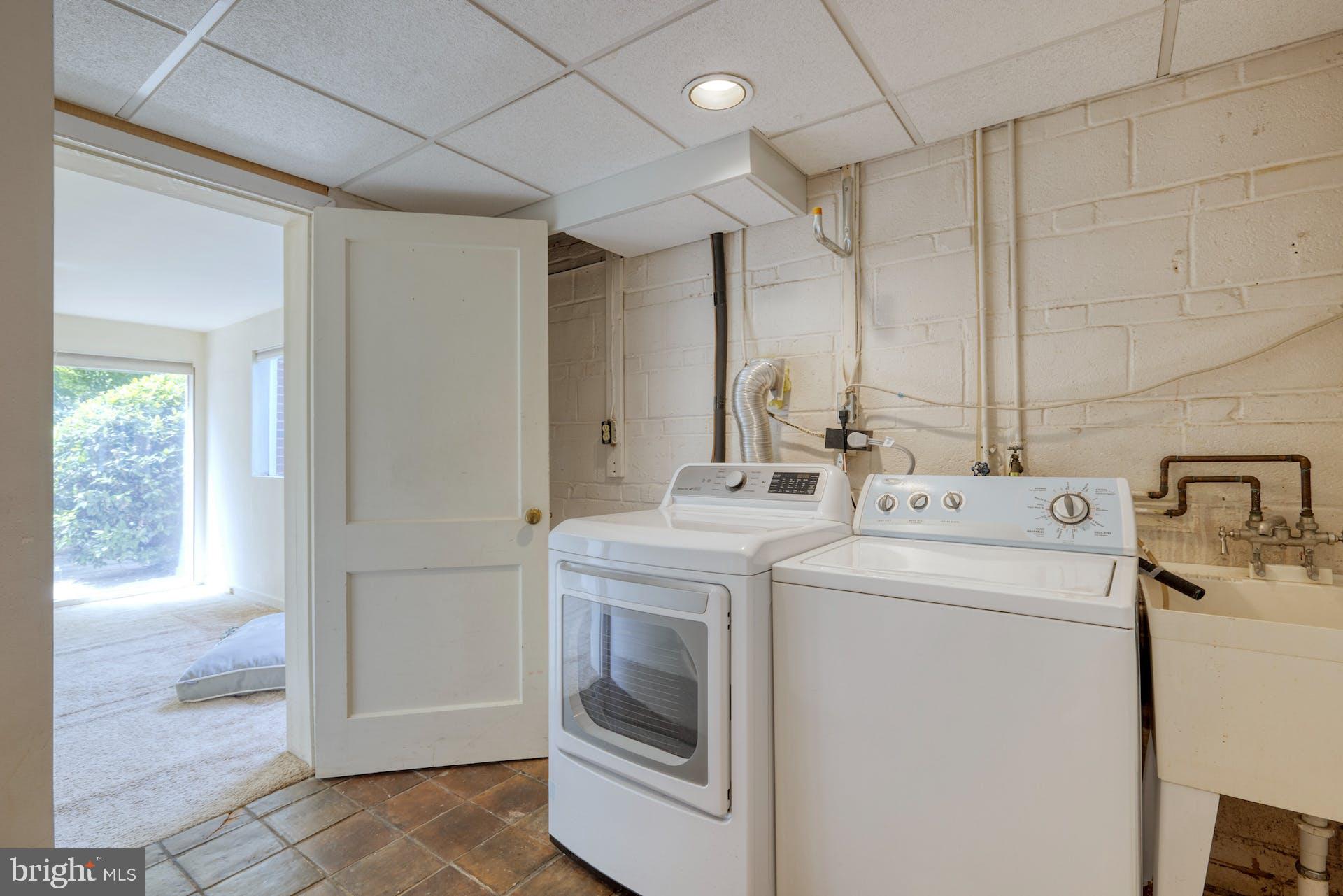 DOWDEN TERRACE - Residential