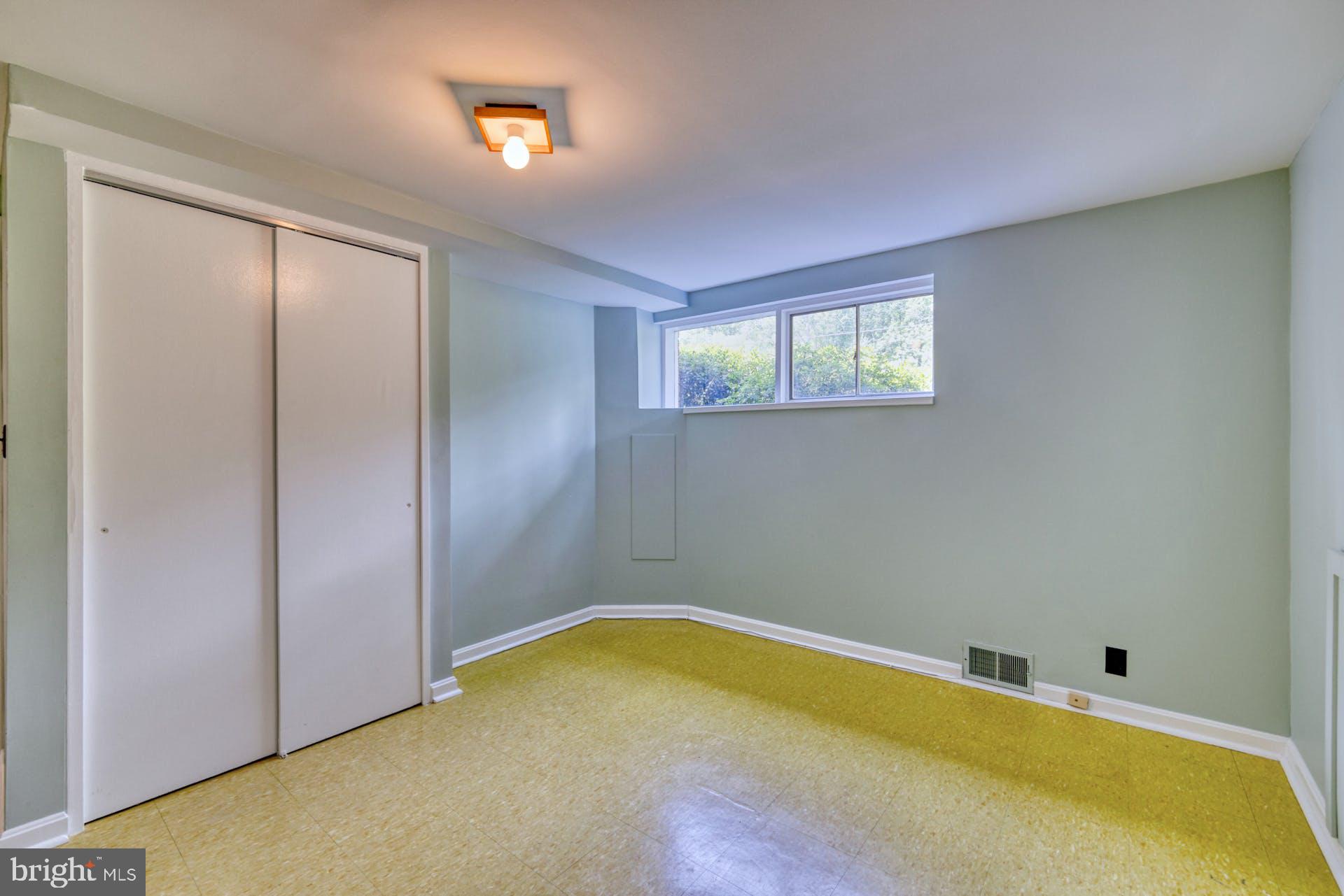 DOWDEN TERRACE - Residential