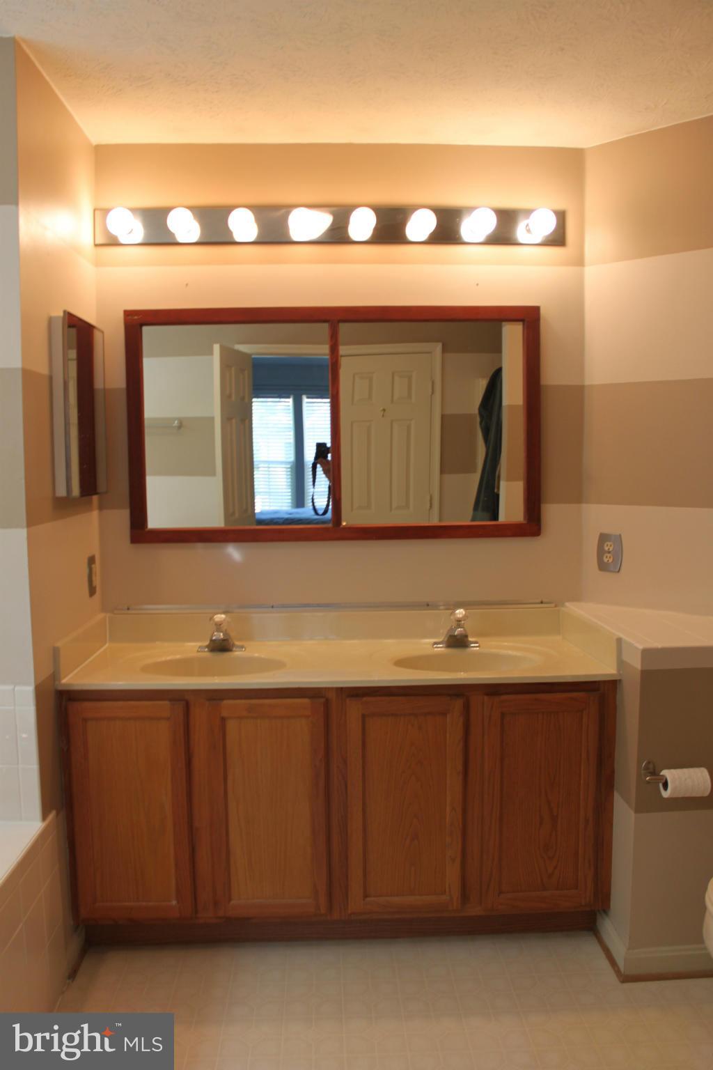 DEFLORA - Residential