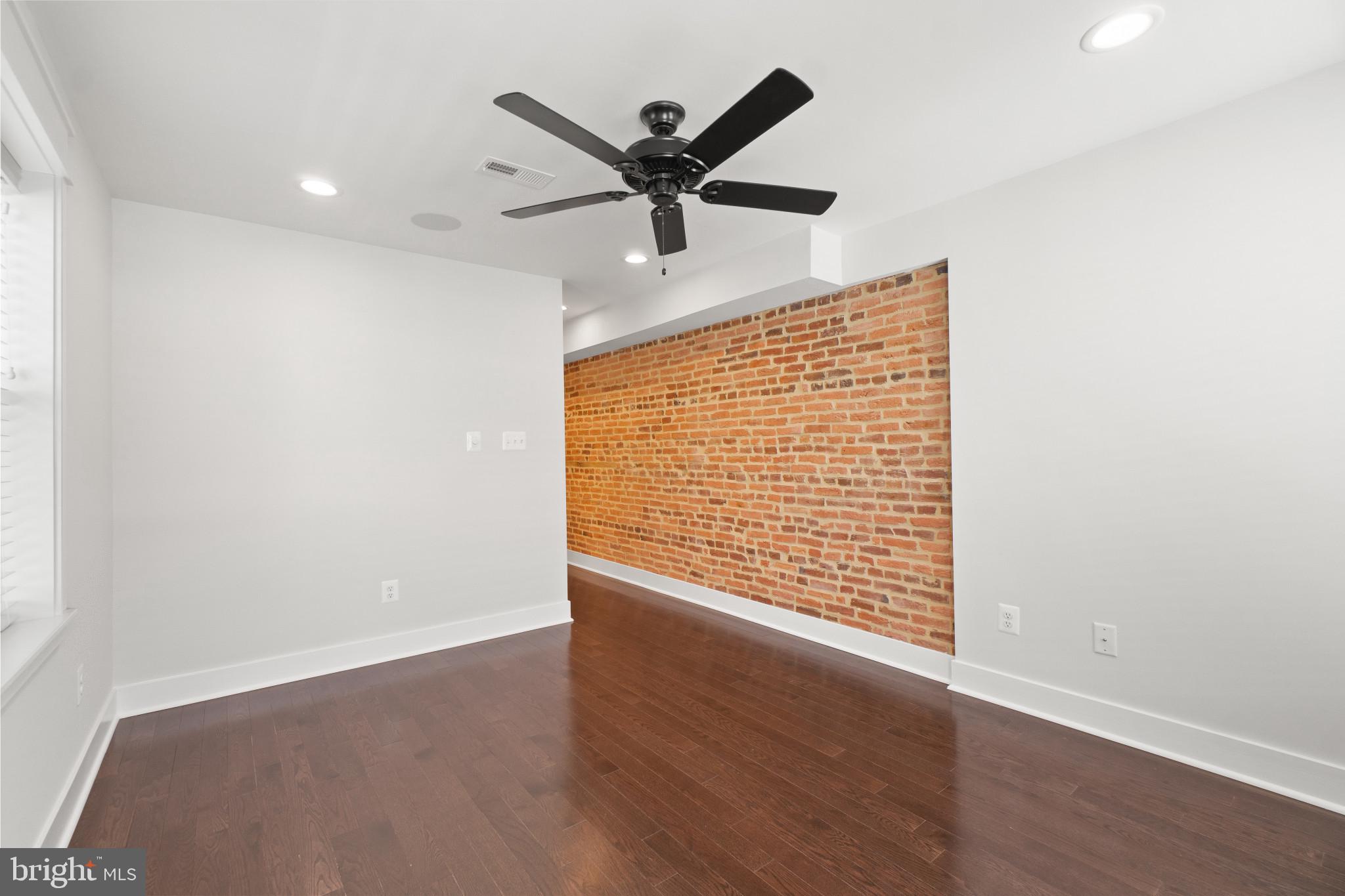 BUTCHERS HILL - Residential