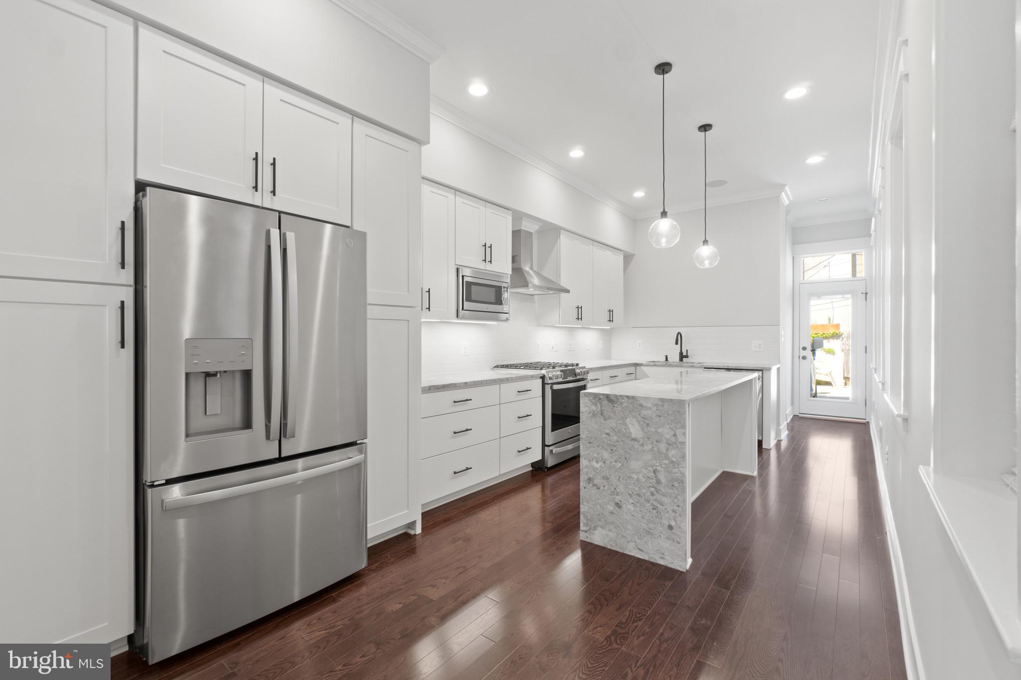 BUTCHERS HILL - Residential