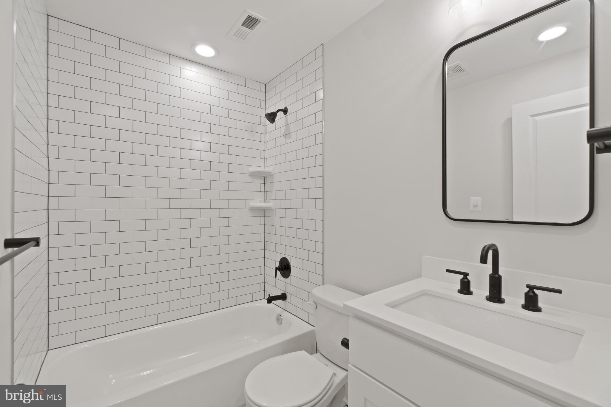 BUTCHERS HILL - Residential