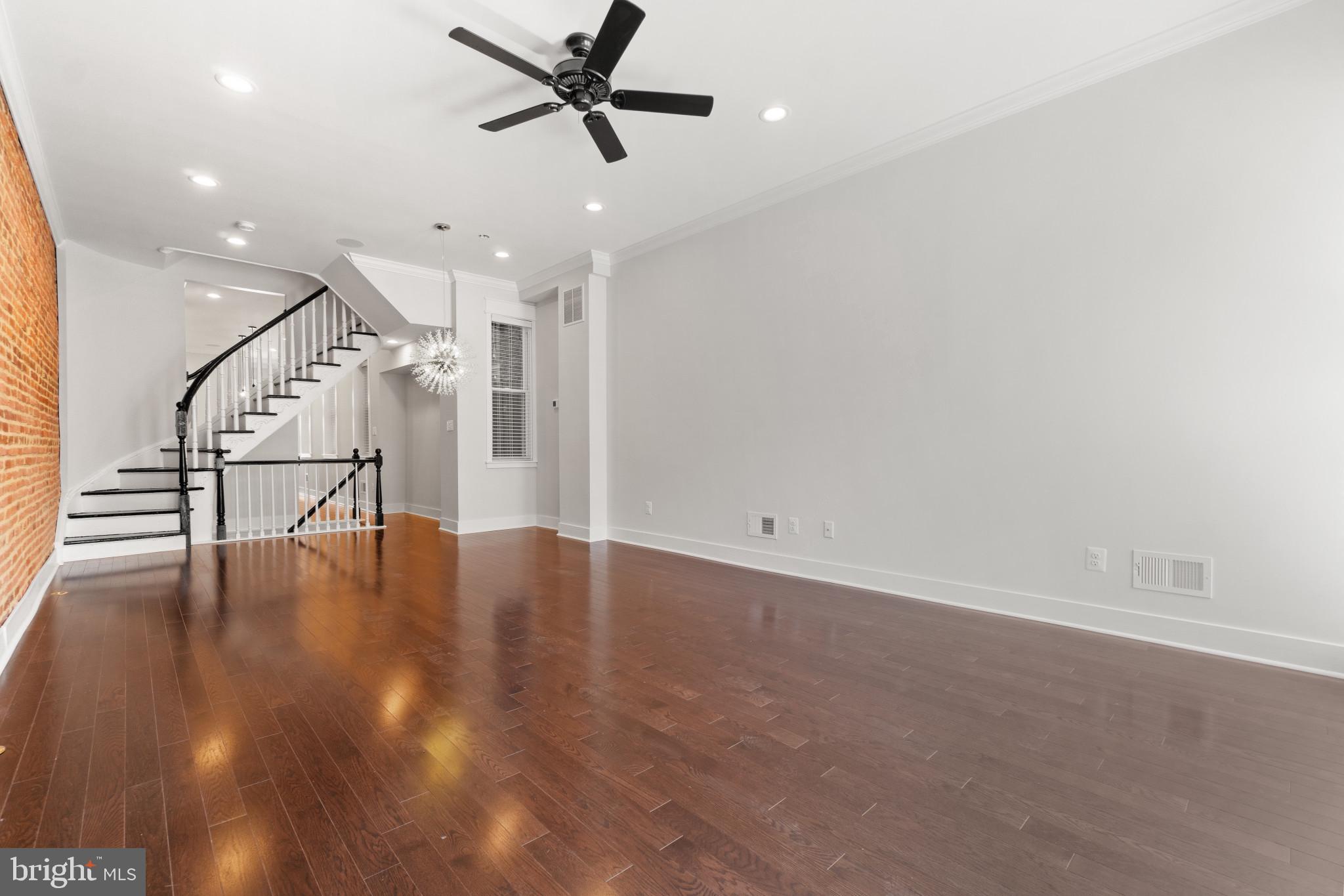 BUTCHERS HILL - Residential