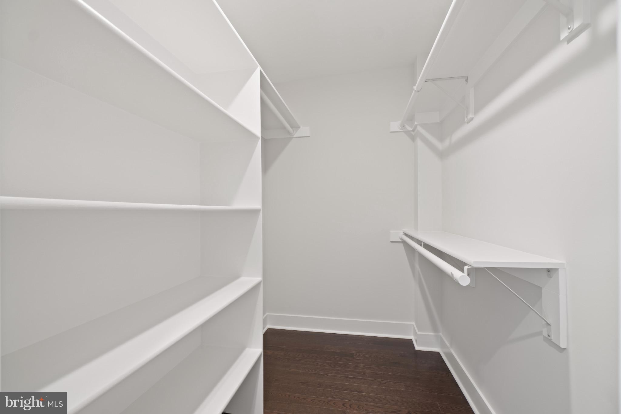 BUTCHERS HILL - Residential