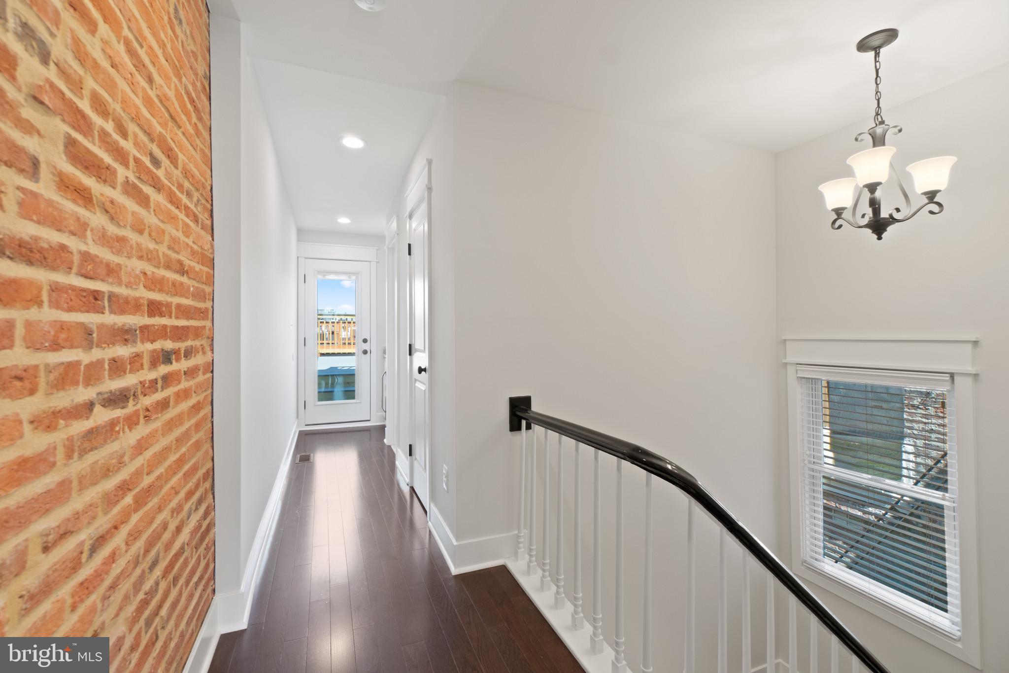 BUTCHERS HILL - Residential