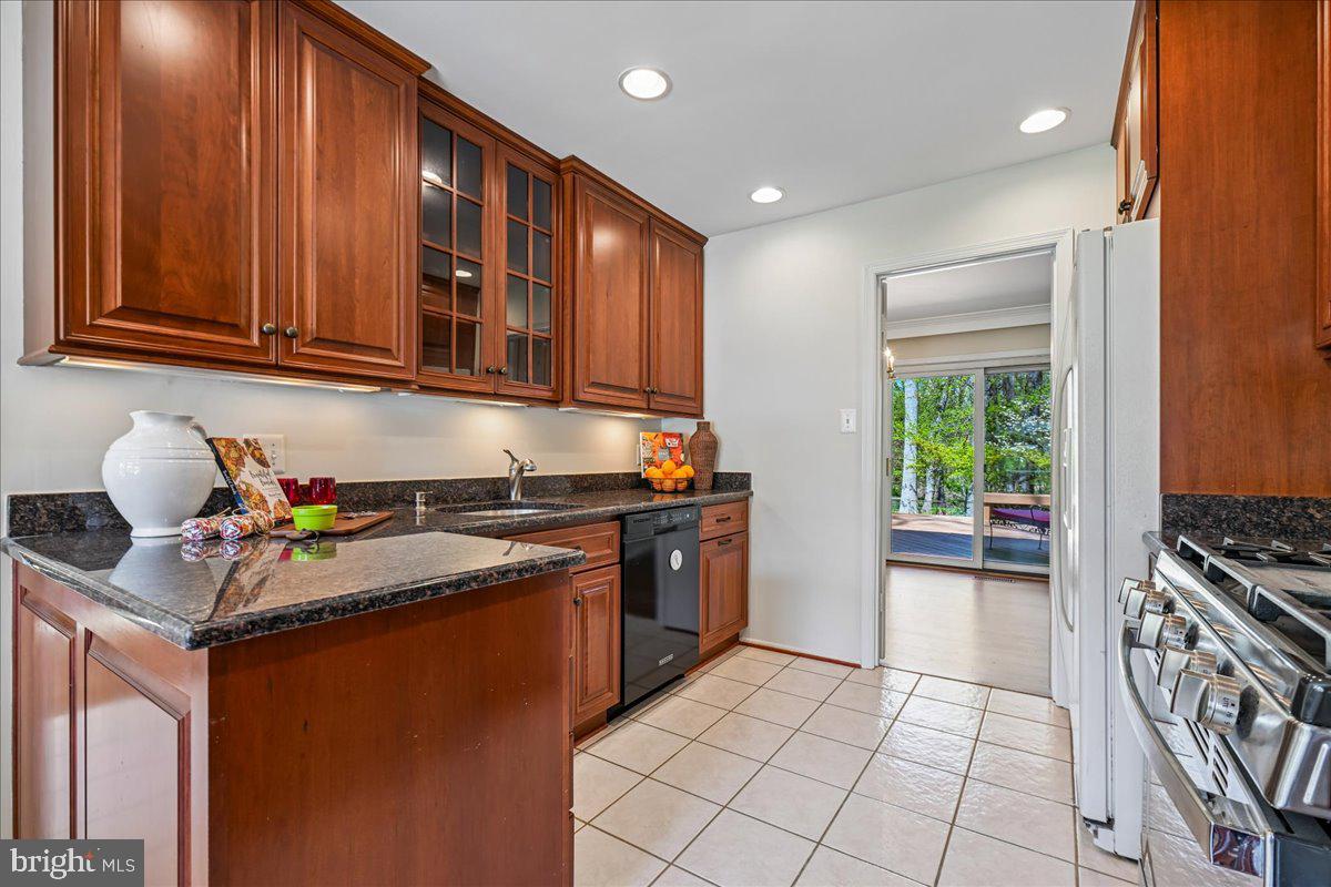 TYSONS GREEN - Residential