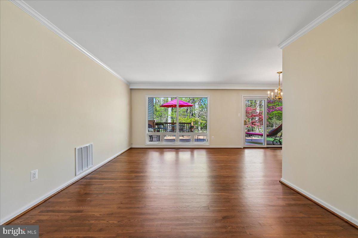 TYSONS GREEN - Residential