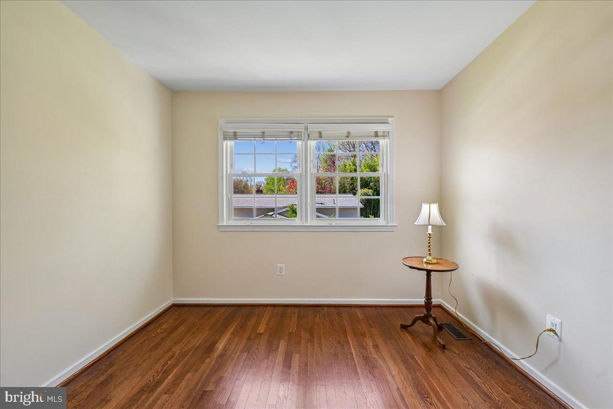 TYSONS GREEN - Residential