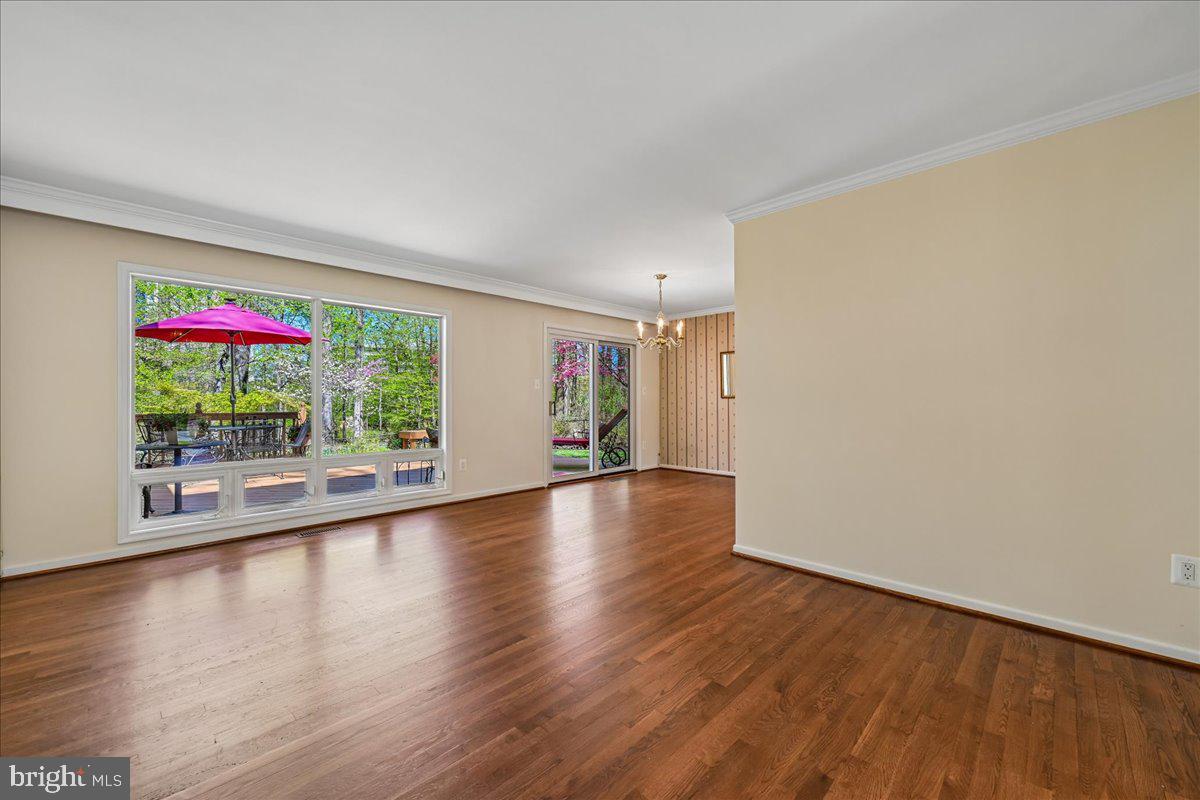 TYSONS GREEN - Residential