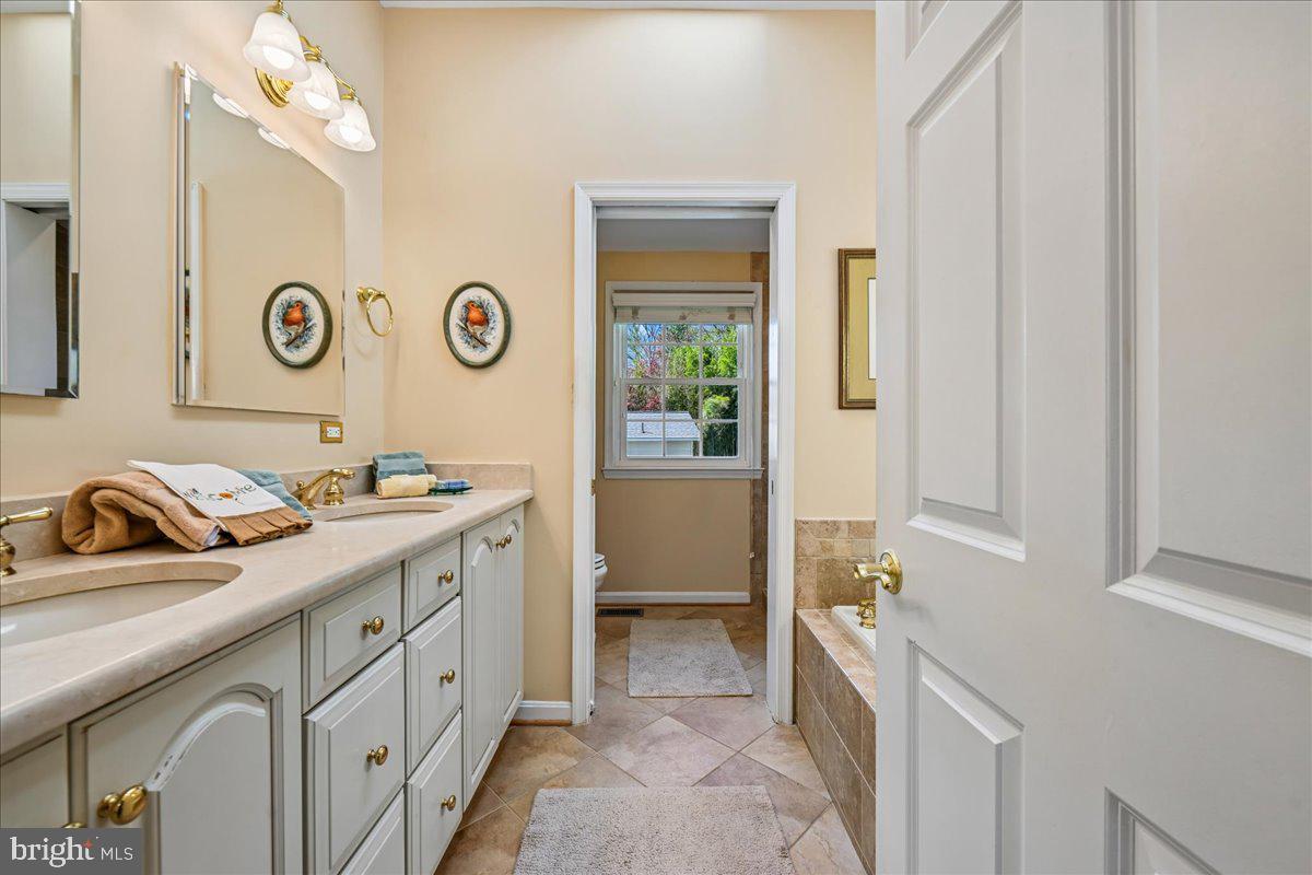 TYSONS GREEN - Residential