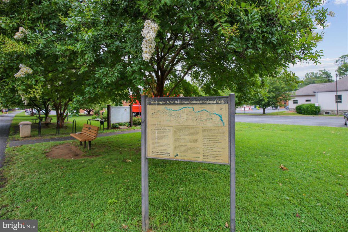 TYSONS GREEN - Residential