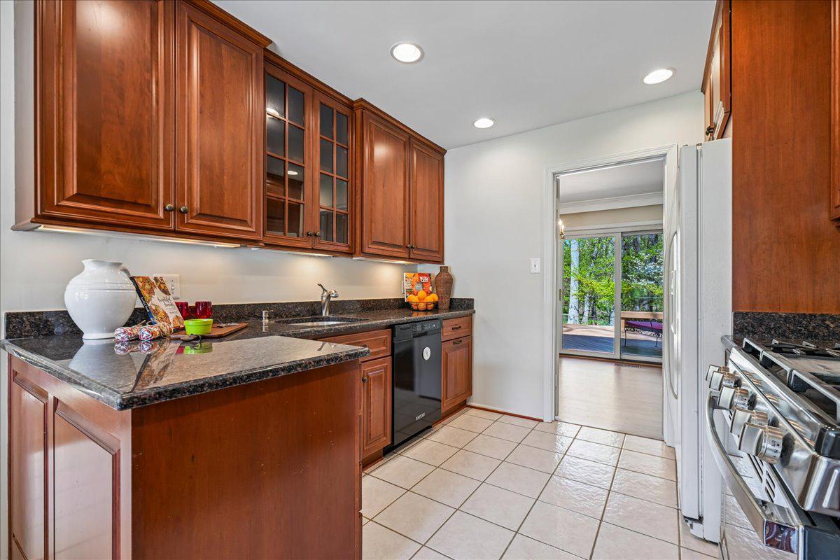 TYSONS GREEN - Residential